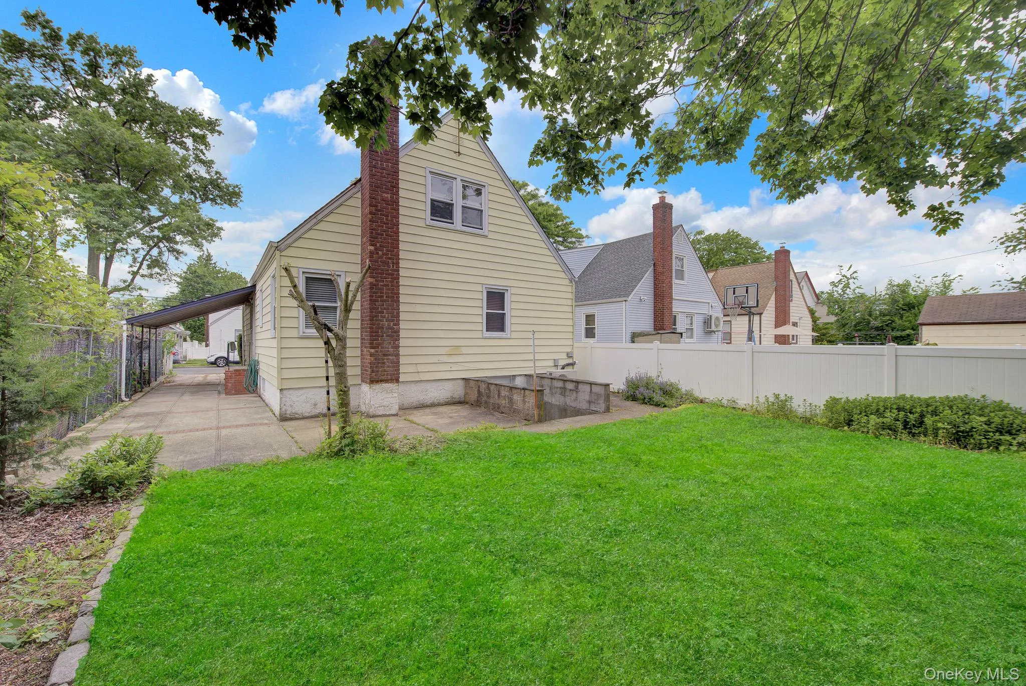 33 Mc Kee Street, North Hempstead, NY, 4 Bedrooms Bedrooms, 7 Rooms Rooms,2 BathroomsBathrooms,Residential,For Rent,Mc Kee,0,1005090 33 Mc Kee Street, North Hempstead, NY, 4 Bedrooms Bedrooms, 7 Rooms Rooms,2 BathroomsBathrooms,Residential,For Rent,Mc Kee,0,1005090