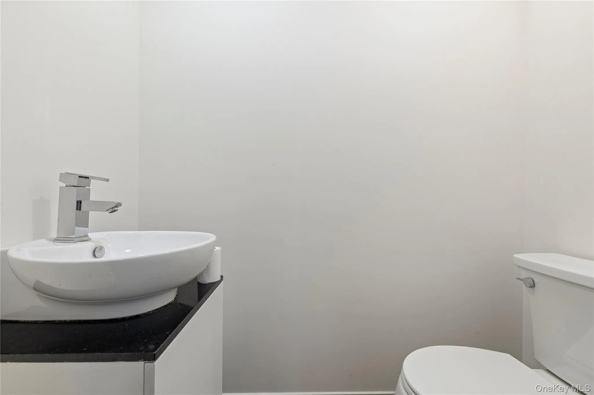3406 Ely Avenue, New York, NY, 3 Bedrooms Bedrooms, 6 Rooms Rooms,2 BathroomsBathrooms,Residential,For Rent,Ely,0,1005091 3406 Ely Avenue, New York, NY, 3 Bedrooms Bedrooms, 6 Rooms Rooms,2 BathroomsBathrooms,Residential,For Rent,Ely,0,1005091