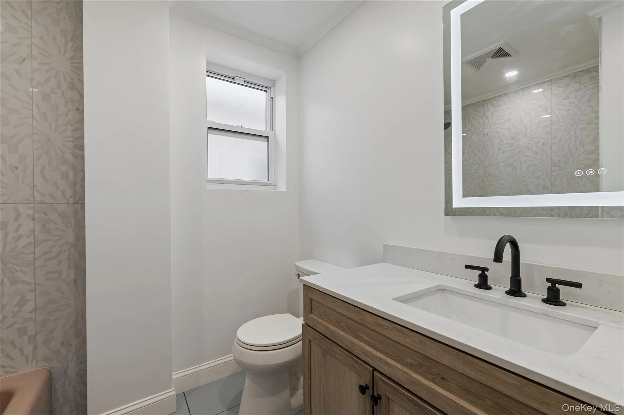 3406 Ely Avenue, New York, NY, 3 Bedrooms Bedrooms, 6 Rooms Rooms,2 BathroomsBathrooms,Residential,For Rent,Ely,0,1005091 3406 Ely Avenue, New York, NY, 3 Bedrooms Bedrooms, 6 Rooms Rooms,2 BathroomsBathrooms,Residential,For Rent,Ely,0,1005091
