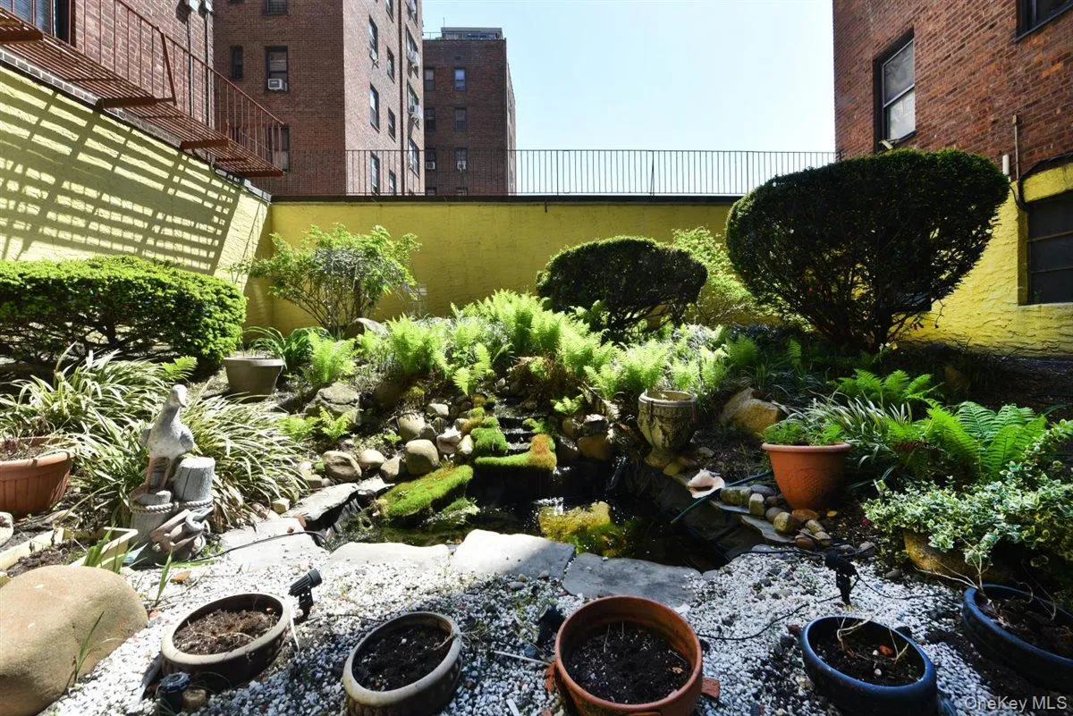 143-50 Hoover Avenue, New York, NY, 1 Bedroom Bedrooms, 3 Rooms Rooms,1 BathroomBathrooms,Residential,For Rent,Hoover,0,1005092 143-50 Hoover Avenue, New York, NY, 1 Bedroom Bedrooms, 3 Rooms Rooms,1 BathroomBathrooms,Residential,For Rent,Hoover,0,1005092