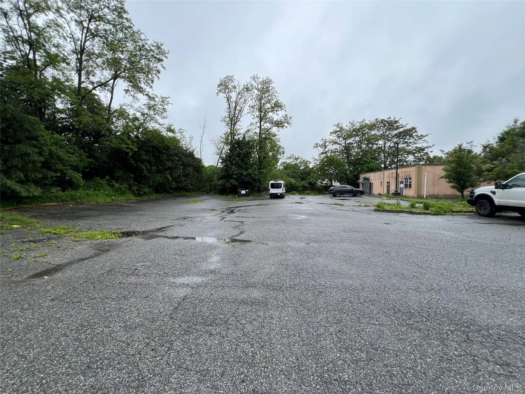 3012 A Jericho Turnpike, Huntington, NY, ,Commercial Lease,For Rent,Jericho,0,1005093 3012 A Jericho Turnpike, Huntington, NY, ,Commercial Lease,For Rent,Jericho,0,1005093