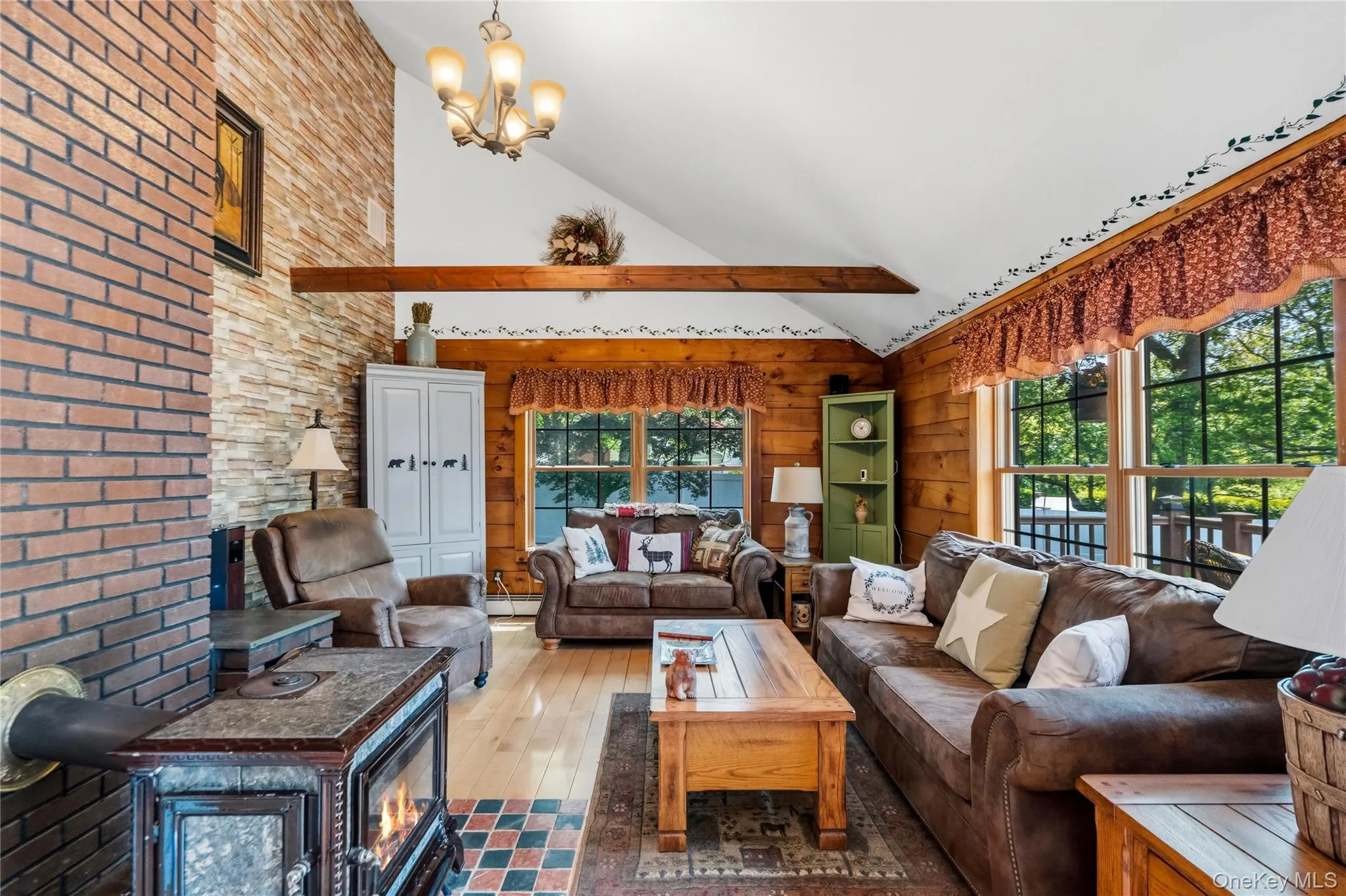 355 Woodland Avenue, Brookhaven, NY, 3 Bedrooms Bedrooms, 7 Rooms Rooms,2 BathroomsBathrooms,Residential,For Rent,Woodland,0,1005096 355 Woodland Avenue, Brookhaven, NY, 3 Bedrooms Bedrooms, 7 Rooms Rooms,2 BathroomsBathrooms,Residential,For Rent,Woodland,0,1005096