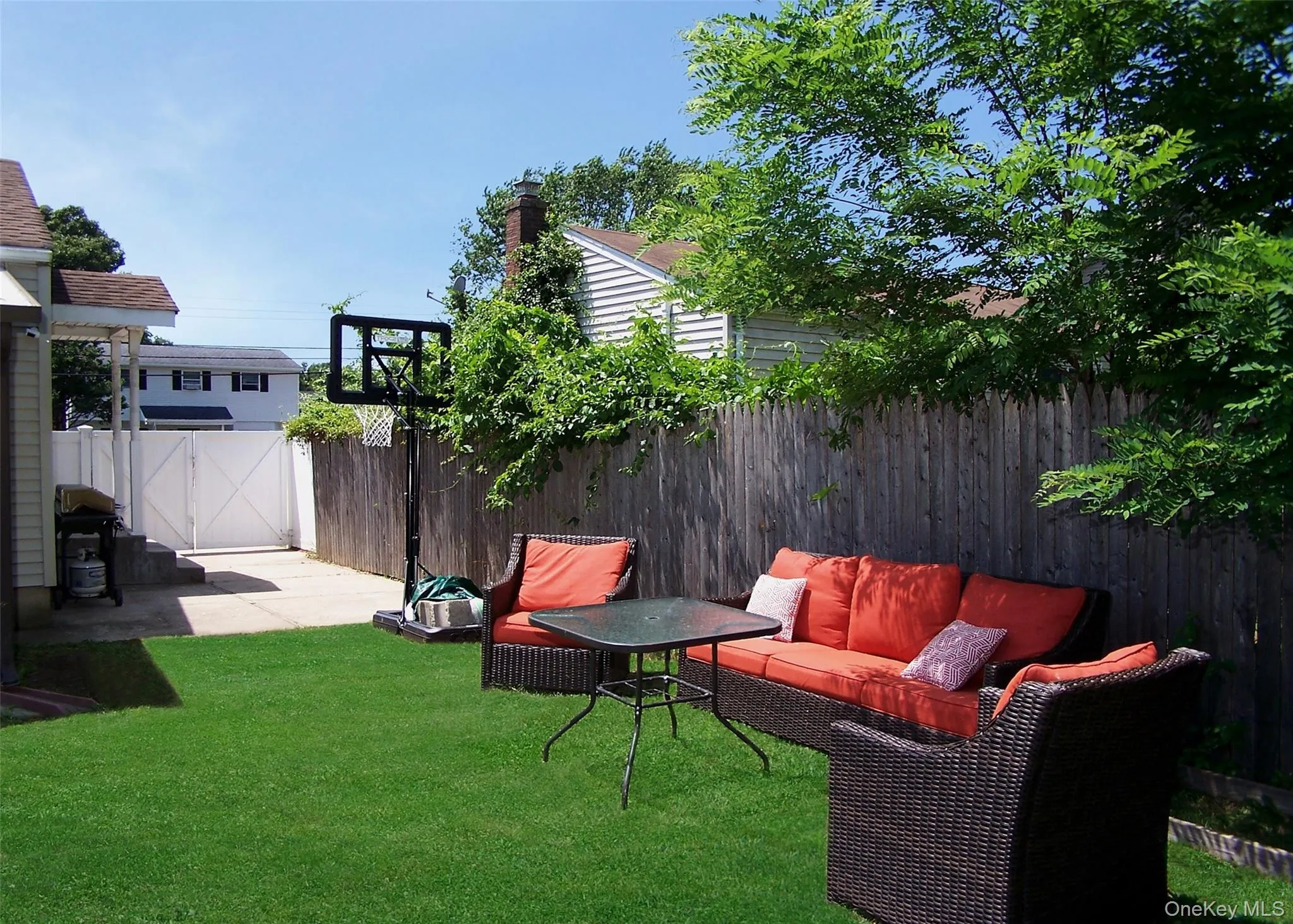 31 Saint Joseph Avenue, Brookhaven, NY, 3 Bedrooms Bedrooms, 5 Rooms Rooms,2 BathroomsBathrooms,Residential,For Rent,Saint Joseph,0,1005097 31 Saint Joseph Avenue, Brookhaven, NY, 3 Bedrooms Bedrooms, 5 Rooms Rooms,2 BathroomsBathrooms,Residential,For Rent,Saint Joseph,0,1005097