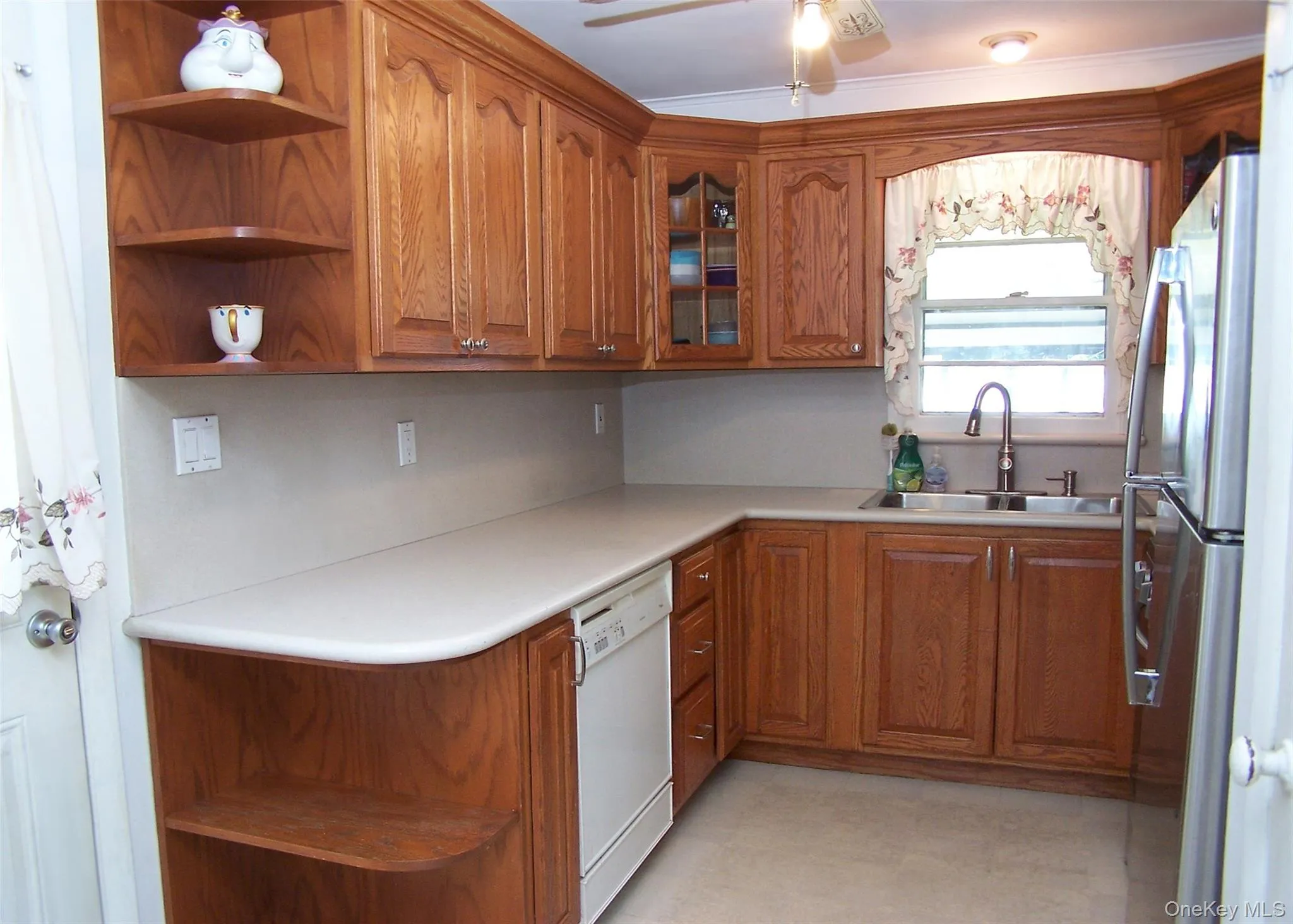 31 Saint Joseph Avenue, Brookhaven, NY, 3 Bedrooms Bedrooms, 5 Rooms Rooms,2 BathroomsBathrooms,Residential,For Rent,Saint Joseph,0,1005097 31 Saint Joseph Avenue, Brookhaven, NY, 3 Bedrooms Bedrooms, 5 Rooms Rooms,2 BathroomsBathrooms,Residential,For Rent,Saint Joseph,0,1005097