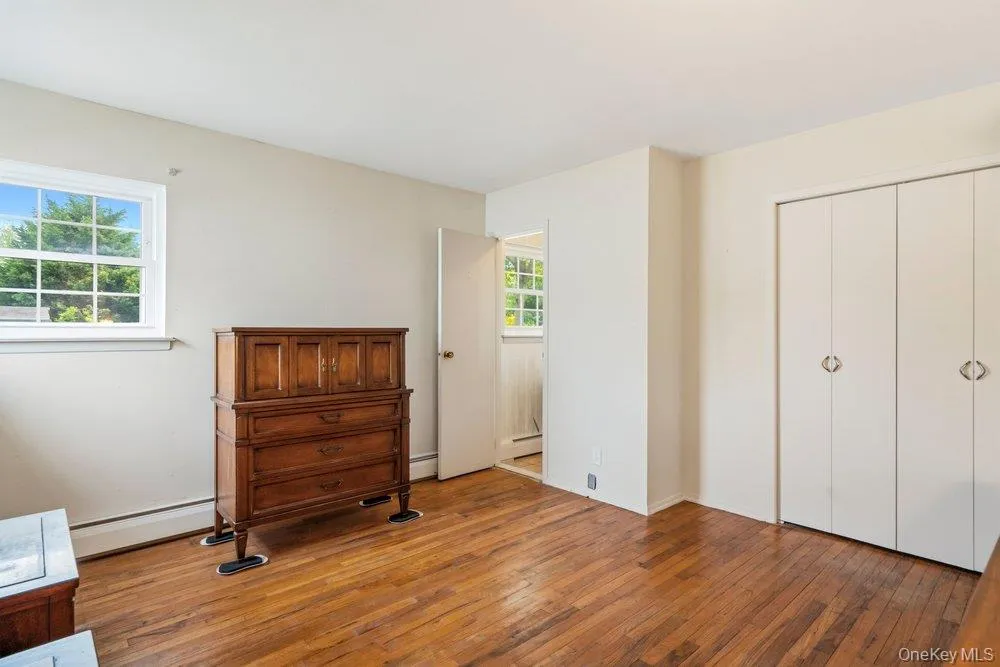 173 Loop Drive, Islip, NY, 3 Bedrooms Bedrooms, 6 Rooms Rooms,1 BathroomBathrooms,Residential,For Rent,Loop,0,1005098 173 Loop Drive, Islip, NY, 3 Bedrooms Bedrooms, 6 Rooms Rooms,1 BathroomBathrooms,Residential,For Rent,Loop,0,1005098