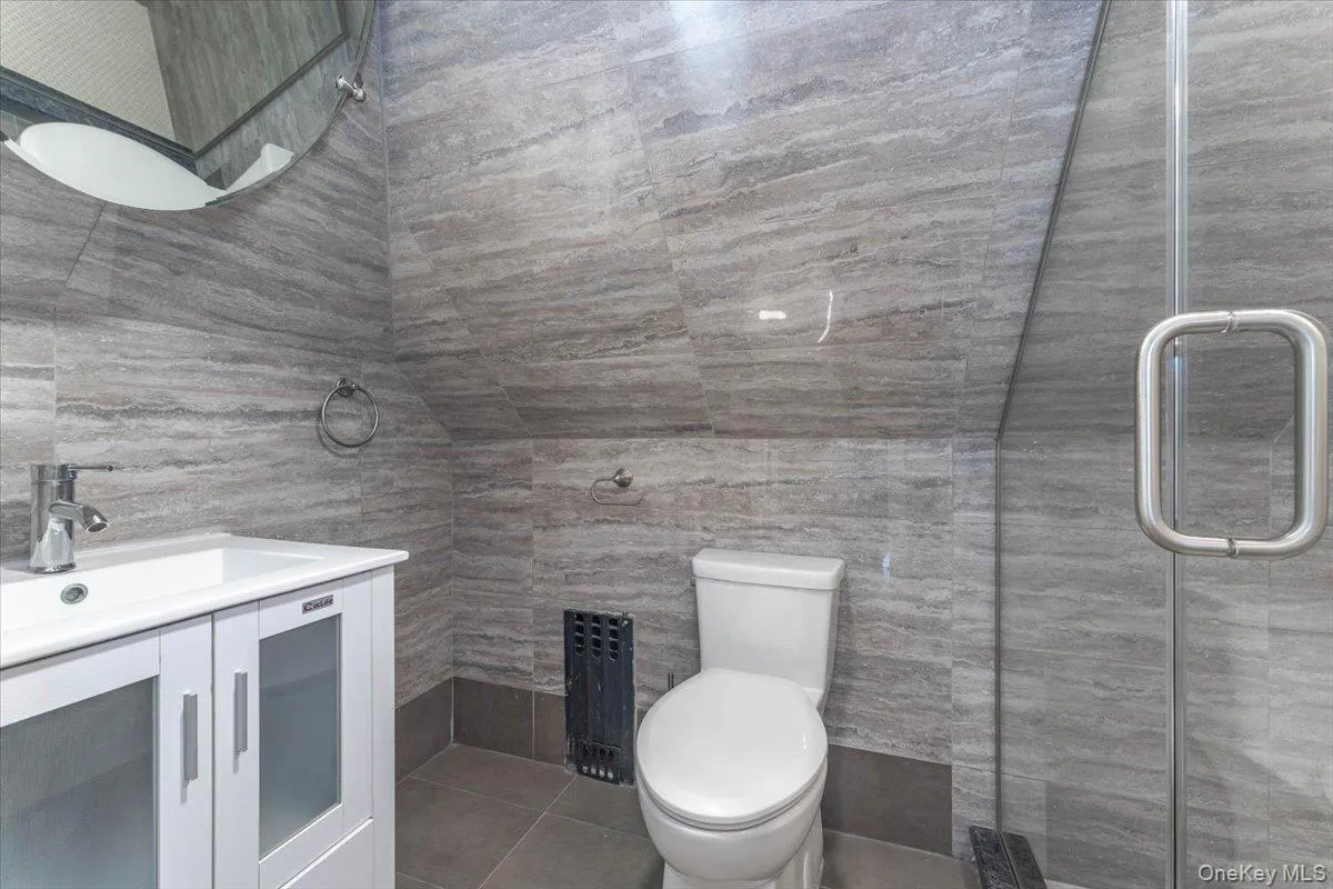 164 Jefferson Street, Hempstead, NY, 4 Bedrooms Bedrooms, 7 Rooms Rooms,2 BathroomsBathrooms,Residential,For Rent,Jefferson,0,1005100 164 Jefferson Street, Hempstead, NY, 4 Bedrooms Bedrooms, 7 Rooms Rooms,2 BathroomsBathrooms,Residential,For Rent,Jefferson,0,1005100