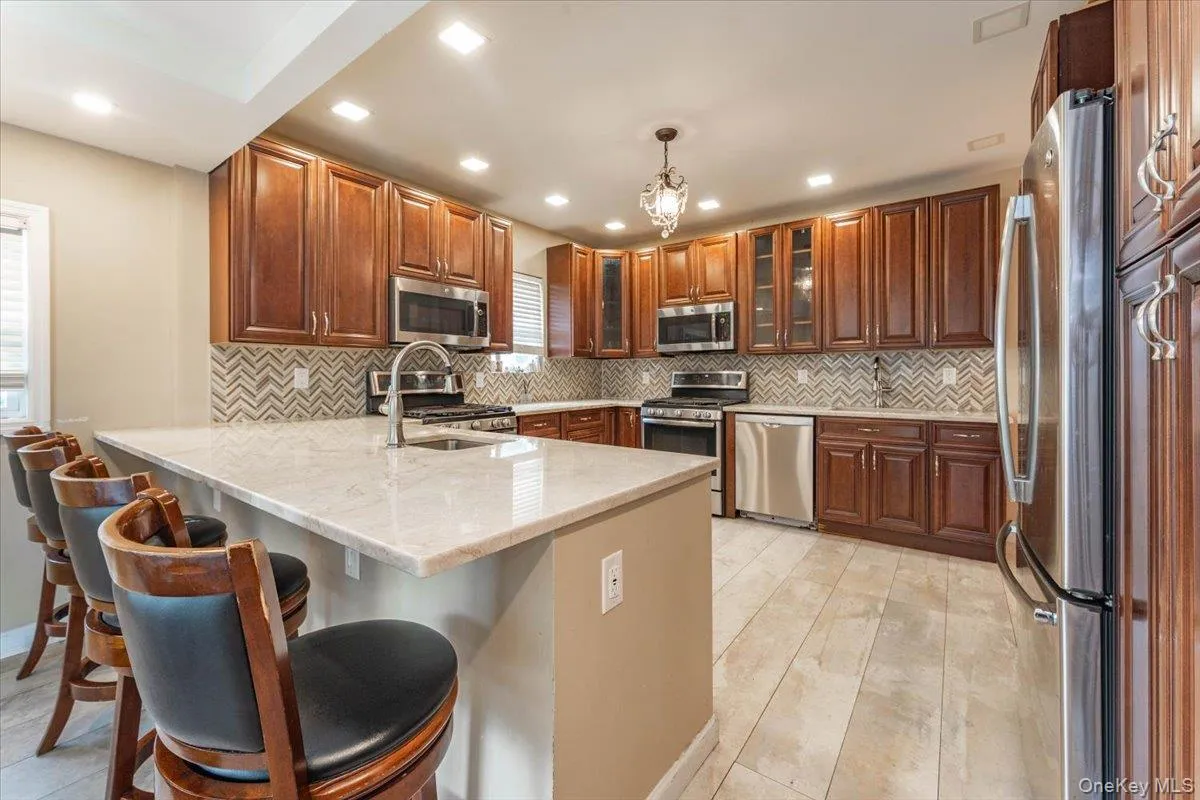 164 Jefferson Street, Hempstead, NY, 4 Bedrooms Bedrooms, 7 Rooms Rooms,2 BathroomsBathrooms,Residential,For Rent,Jefferson,0,1005100 164 Jefferson Street, Hempstead, NY, 4 Bedrooms Bedrooms, 7 Rooms Rooms,2 BathroomsBathrooms,Residential,For Rent,Jefferson,0,1005100