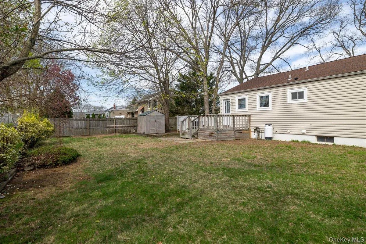1221 3rd Street, West Babylon, NY, 3 Bedrooms Bedrooms, 5 Rooms Rooms,1 BathroomBathrooms,Residential,For Rent,3rd,0,1005107 1221 3rd Street, West Babylon, NY, 3 Bedrooms Bedrooms, 5 Rooms Rooms,1 BathroomBathrooms,Residential,For Rent,3rd,0,1005107