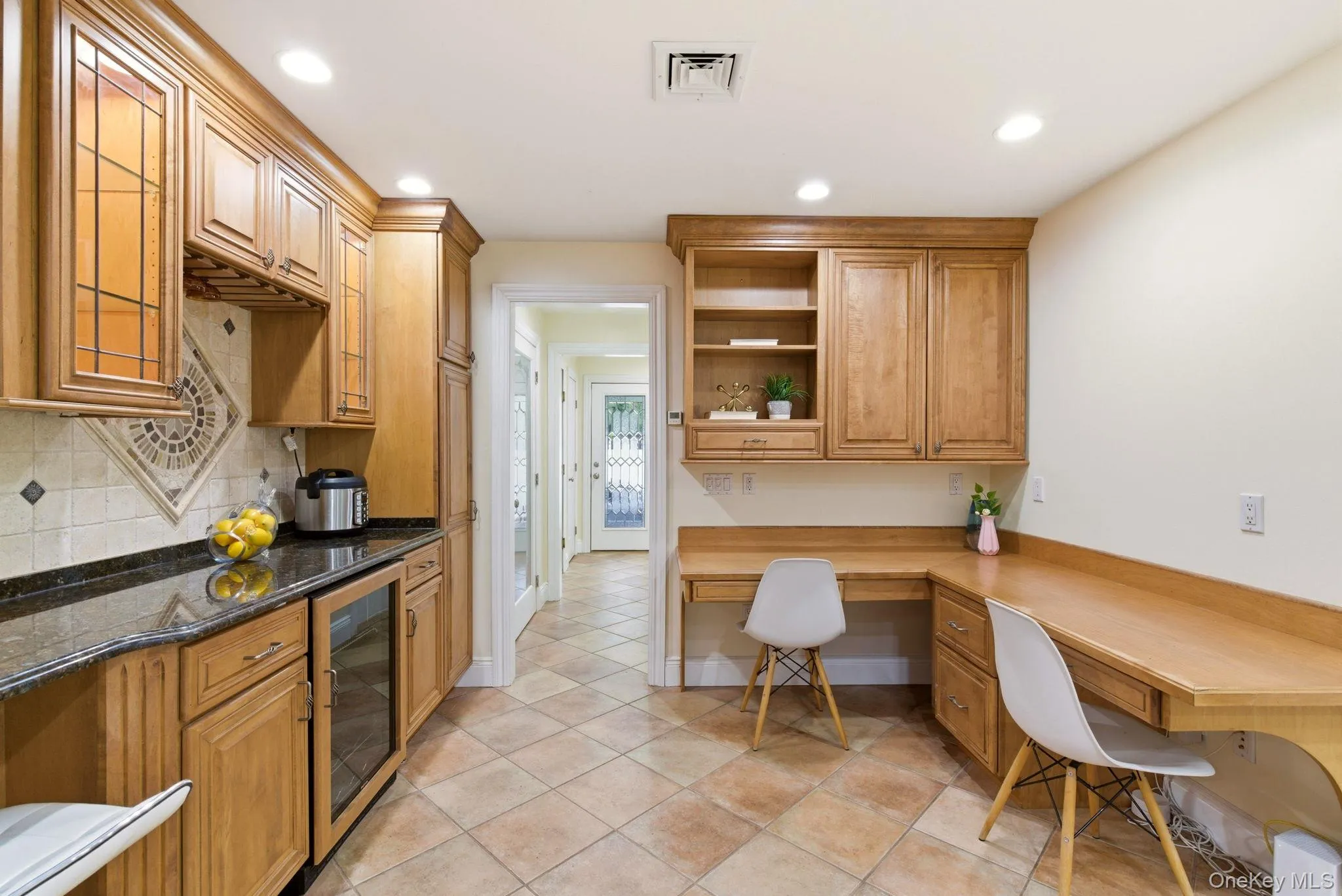 316 Woods Road, Oyster Bay, NY, 4 Bedrooms Bedrooms, 10 Rooms Rooms,3 BathroomsBathrooms,Residential,For Rent,Woods,0,1005109 316 Woods Road, Oyster Bay, NY, 4 Bedrooms Bedrooms, 10 Rooms Rooms,3 BathroomsBathrooms,Residential,For Rent,Woods,0,1005109