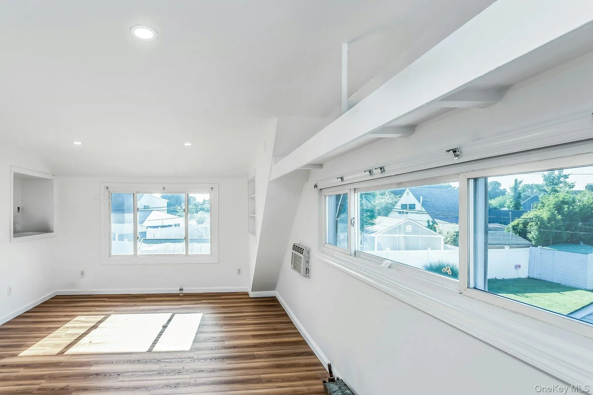 38 Fireplace Lane, Oyster Bay, NY, 5 Bedrooms Bedrooms, 10 Rooms Rooms,3 BathroomsBathrooms,Residential,For Rent,Fireplace,0,1005114 38 Fireplace Lane, Oyster Bay, NY, 5 Bedrooms Bedrooms, 10 Rooms Rooms,3 BathroomsBathrooms,Residential,For Rent,Fireplace,0,1005114