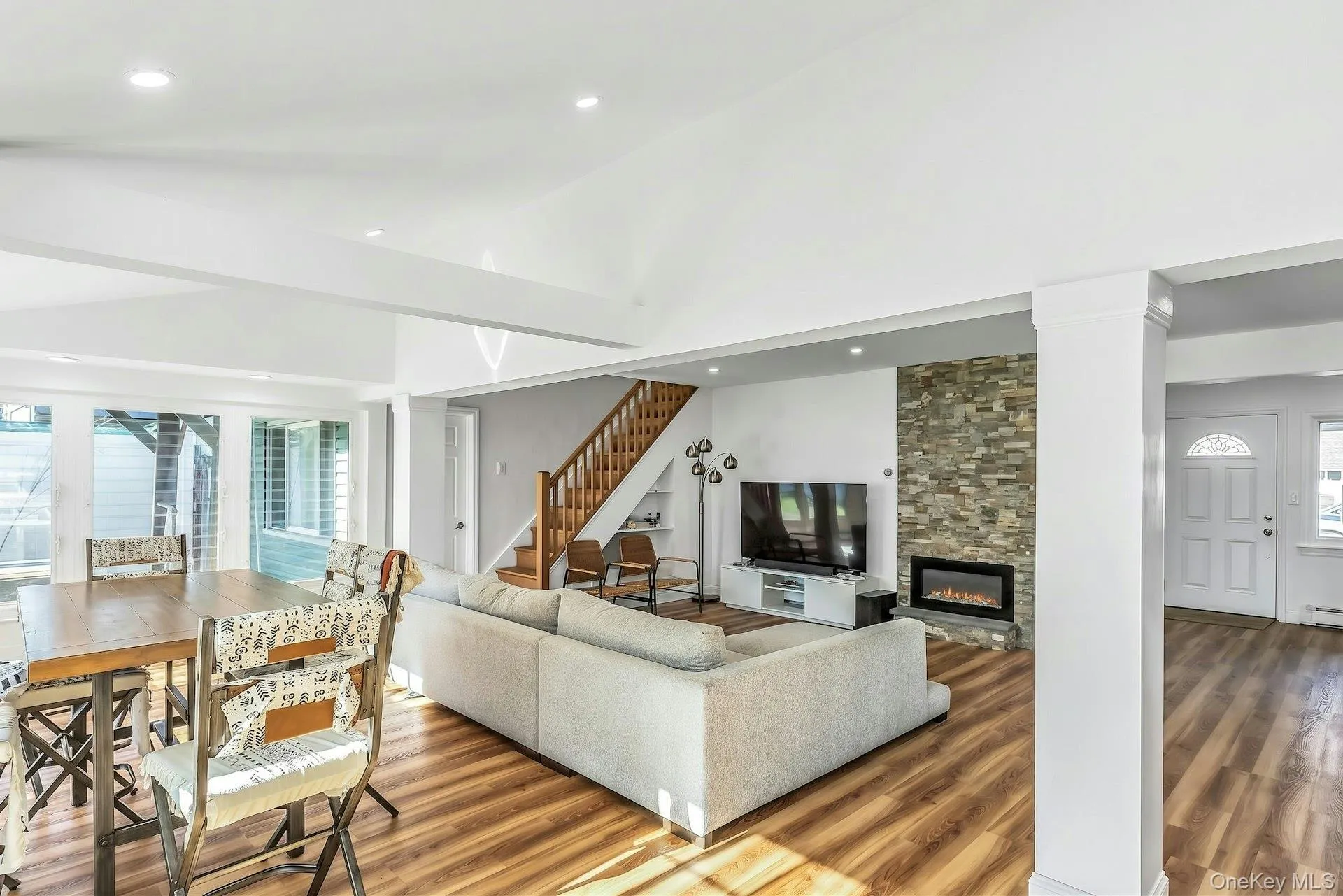 38 Fireplace Lane, Oyster Bay, NY, 5 Bedrooms Bedrooms, 10 Rooms Rooms,3 BathroomsBathrooms,Residential,For Rent,Fireplace,0,1005114 38 Fireplace Lane, Oyster Bay, NY, 5 Bedrooms Bedrooms, 10 Rooms Rooms,3 BathroomsBathrooms,Residential,For Rent,Fireplace,0,1005114