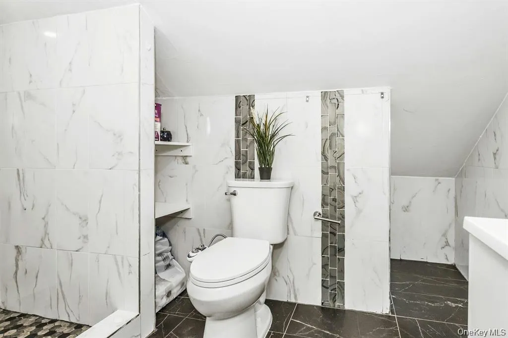38 Fireplace Lane, Oyster Bay, NY, 5 Bedrooms Bedrooms, 10 Rooms Rooms,3 BathroomsBathrooms,Residential,For Rent,Fireplace,0,1005114 38 Fireplace Lane, Oyster Bay, NY, 5 Bedrooms Bedrooms, 10 Rooms Rooms,3 BathroomsBathrooms,Residential,For Rent,Fireplace,0,1005114