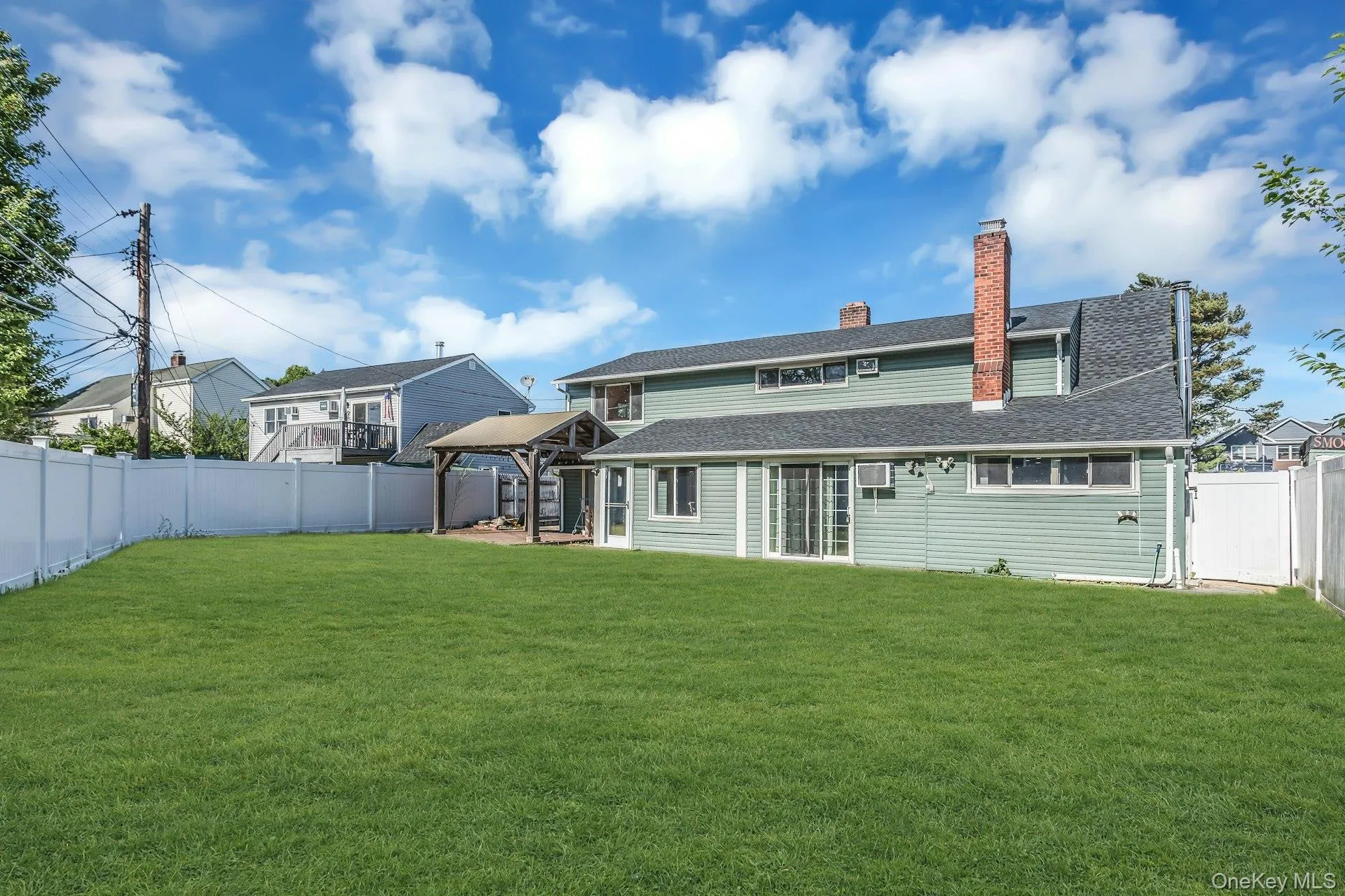 38 Fireplace Lane, Oyster Bay, NY, 5 Bedrooms Bedrooms, 10 Rooms Rooms,3 BathroomsBathrooms,Residential,For Rent,Fireplace,0,1005114 38 Fireplace Lane, Oyster Bay, NY, 5 Bedrooms Bedrooms, 10 Rooms Rooms,3 BathroomsBathrooms,Residential,For Rent,Fireplace,0,1005114