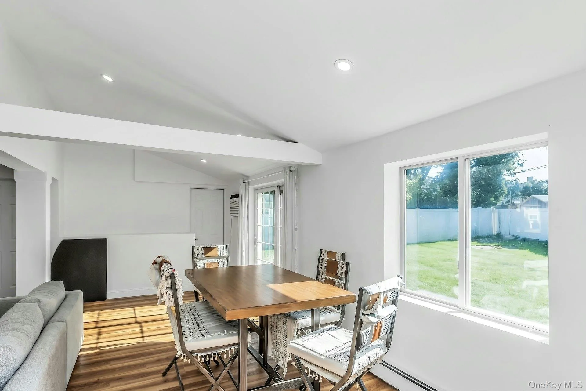 38 Fireplace Lane, Oyster Bay, NY, 5 Bedrooms Bedrooms, 10 Rooms Rooms,3 BathroomsBathrooms,Residential,For Rent,Fireplace,0,1005114 38 Fireplace Lane, Oyster Bay, NY, 5 Bedrooms Bedrooms, 10 Rooms Rooms,3 BathroomsBathrooms,Residential,For Rent,Fireplace,0,1005114
