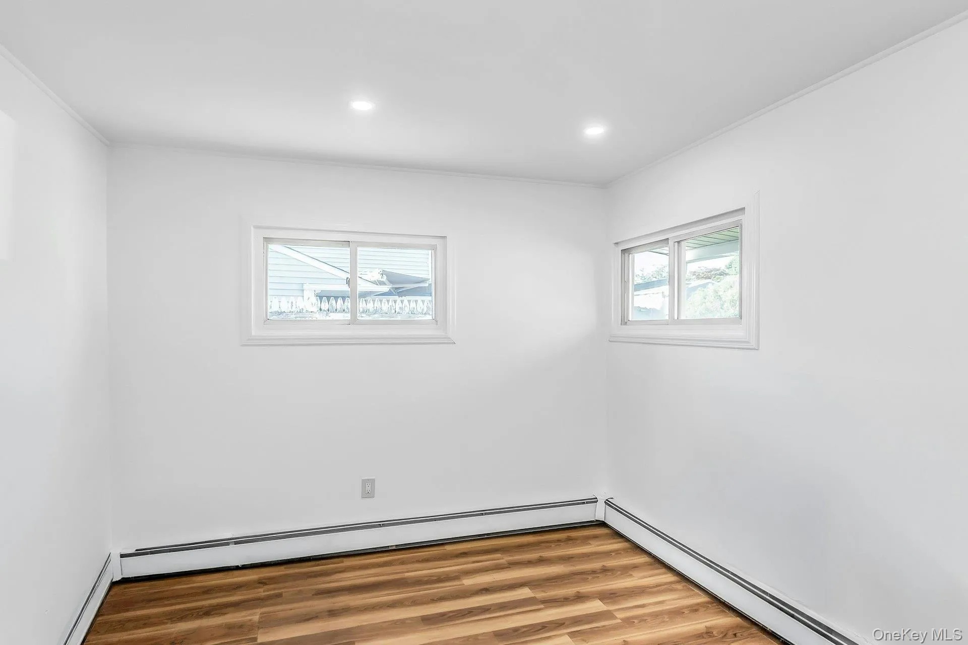 38 Fireplace Lane, Oyster Bay, NY, 5 Bedrooms Bedrooms, 10 Rooms Rooms,3 BathroomsBathrooms,Residential,For Rent,Fireplace,0,1005114 38 Fireplace Lane, Oyster Bay, NY, 5 Bedrooms Bedrooms, 10 Rooms Rooms,3 BathroomsBathrooms,Residential,For Rent,Fireplace,0,1005114