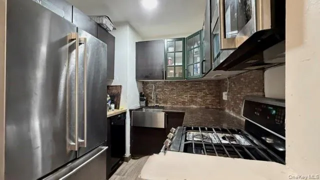 20 Wendell Street, Hempstead, NY, 1 Bedroom Bedrooms, 3 Rooms Rooms,1 BathroomBathrooms,Residential,For Rent,Wendell,0,1005116 20 Wendell Street, Hempstead, NY, 1 Bedroom Bedrooms, 3 Rooms Rooms,1 BathroomBathrooms,Residential,For Rent,Wendell,0,1005116