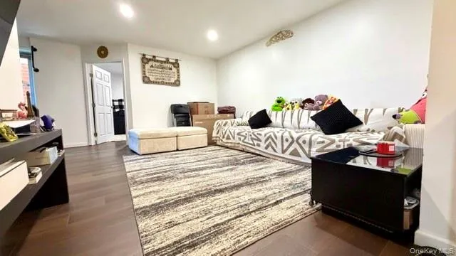 20 Wendell Street, Hempstead, NY, 1 Bedroom Bedrooms, 3 Rooms Rooms,1 BathroomBathrooms,Residential,For Rent,Wendell,0,1005116 20 Wendell Street, Hempstead, NY, 1 Bedroom Bedrooms, 3 Rooms Rooms,1 BathroomBathrooms,Residential,For Rent,Wendell,0,1005116