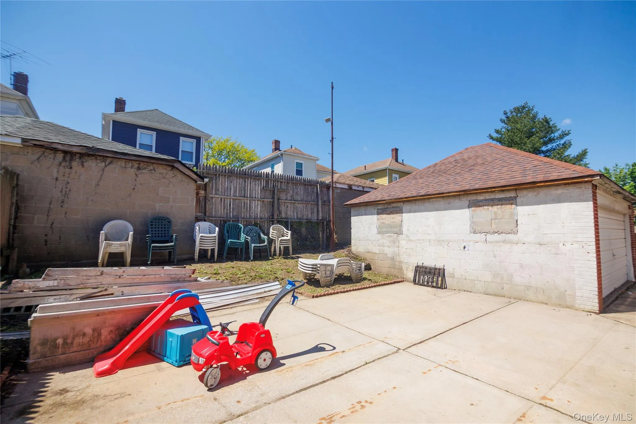 1715 Hering Avenue, New York, NY, 5 Bedrooms Bedrooms, 9 Rooms Rooms,3 BathroomsBathrooms,Residential,For Rent,Hering,0,1005122 1715 Hering Avenue, New York, NY, 5 Bedrooms Bedrooms, 9 Rooms Rooms,3 BathroomsBathrooms,Residential,For Rent,Hering,0,1005122