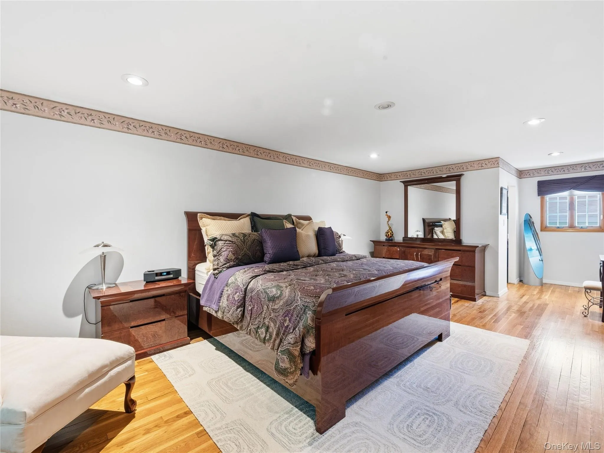 161 Cow Neck Road, North Hempstead, NY, 4 Bedrooms Bedrooms, 8 Rooms Rooms,3 BathroomsBathrooms,Residential,For Rent,Cow Neck,0,1005128 161 Cow Neck Road, North Hempstead, NY, 4 Bedrooms Bedrooms, 8 Rooms Rooms,3 BathroomsBathrooms,Residential,For Rent,Cow Neck,0,1005128