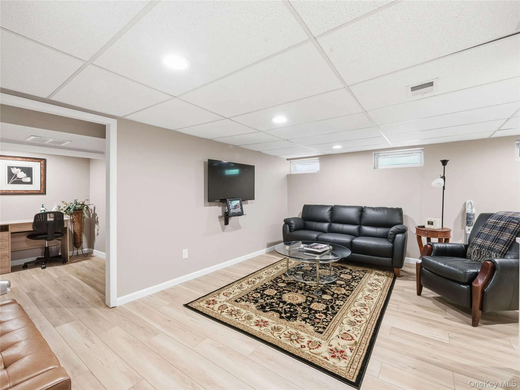 161 Cow Neck Road, North Hempstead, NY, 4 Bedrooms Bedrooms, 8 Rooms Rooms,3 BathroomsBathrooms,Residential,For Rent,Cow Neck,0,1005128 161 Cow Neck Road, North Hempstead, NY, 4 Bedrooms Bedrooms, 8 Rooms Rooms,3 BathroomsBathrooms,Residential,For Rent,Cow Neck,0,1005128