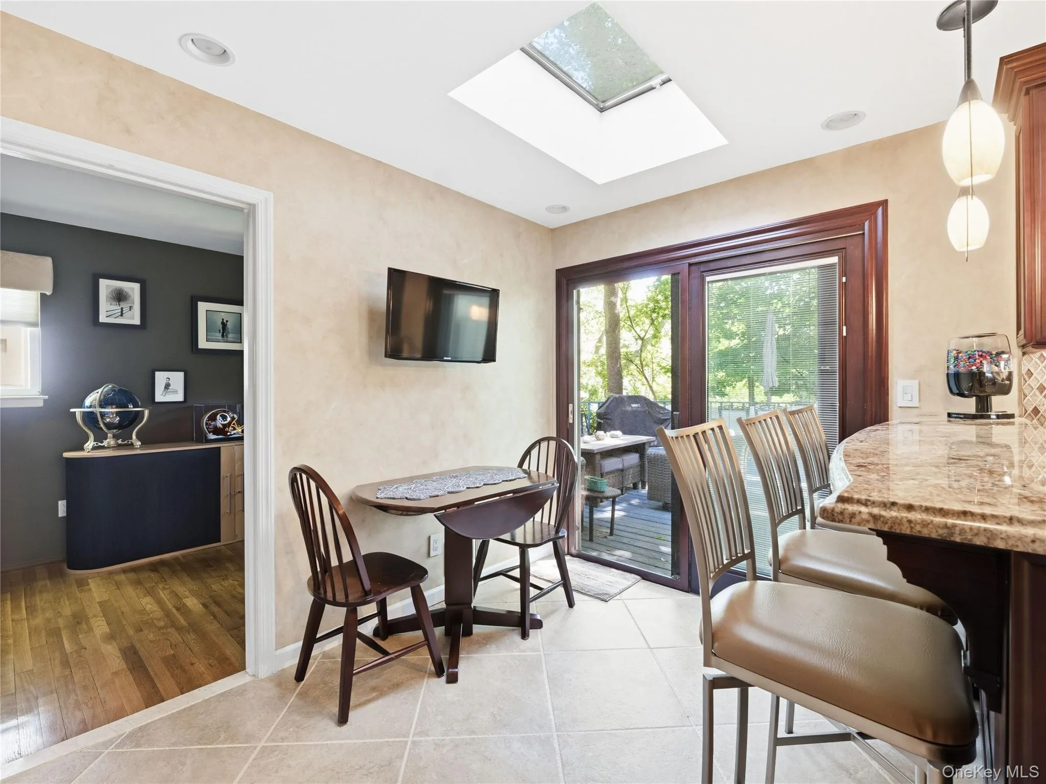 161 Cow Neck Road, North Hempstead, NY, 4 Bedrooms Bedrooms, 8 Rooms Rooms,3 BathroomsBathrooms,Residential,For Rent,Cow Neck,0,1005128 161 Cow Neck Road, North Hempstead, NY, 4 Bedrooms Bedrooms, 8 Rooms Rooms,3 BathroomsBathrooms,Residential,For Rent,Cow Neck,0,1005128