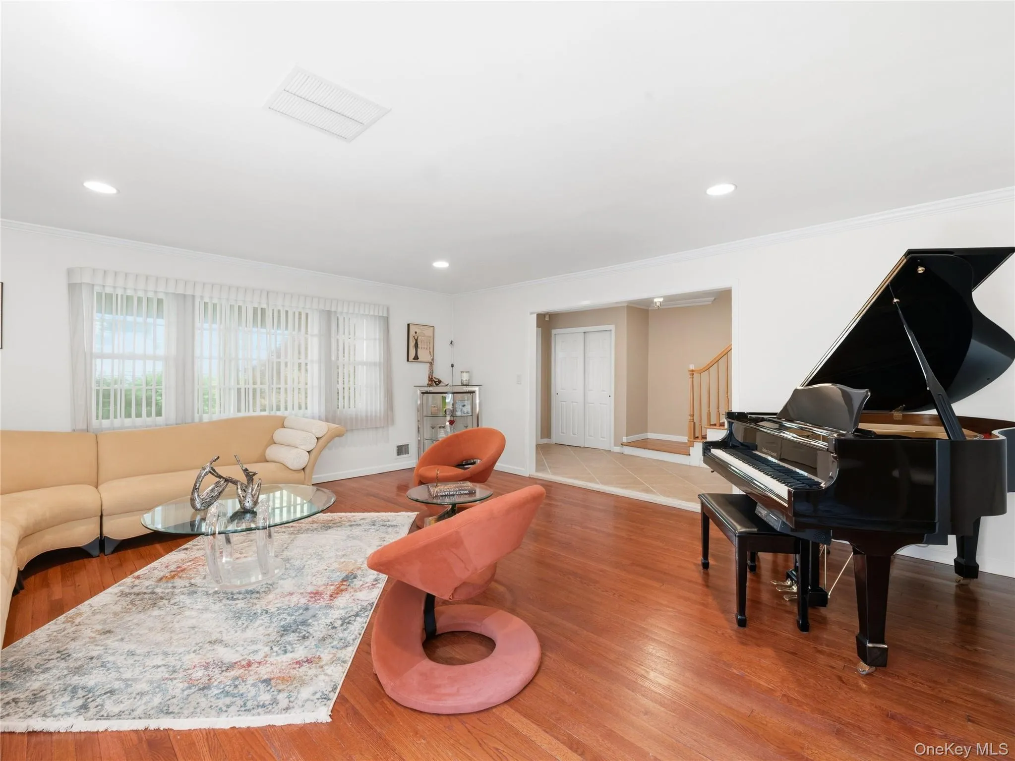 161 Cow Neck Road, North Hempstead, NY, 4 Bedrooms Bedrooms, 8 Rooms Rooms,3 BathroomsBathrooms,Residential,For Rent,Cow Neck,0,1005128 161 Cow Neck Road, North Hempstead, NY, 4 Bedrooms Bedrooms, 8 Rooms Rooms,3 BathroomsBathrooms,Residential,For Rent,Cow Neck,0,1005128