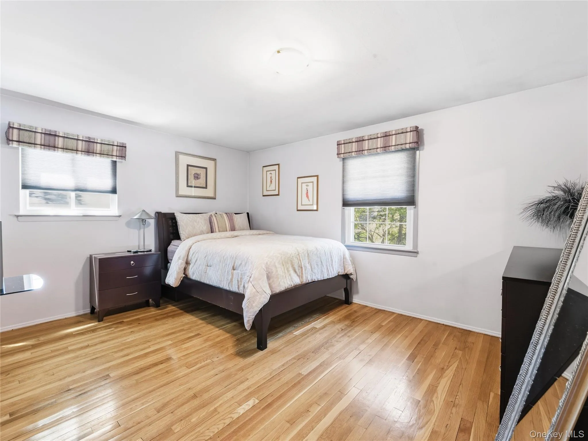 161 Cow Neck Road, North Hempstead, NY, 4 Bedrooms Bedrooms, 8 Rooms Rooms,3 BathroomsBathrooms,Residential,For Rent,Cow Neck,0,1005128 161 Cow Neck Road, North Hempstead, NY, 4 Bedrooms Bedrooms, 8 Rooms Rooms,3 BathroomsBathrooms,Residential,For Rent,Cow Neck,0,1005128