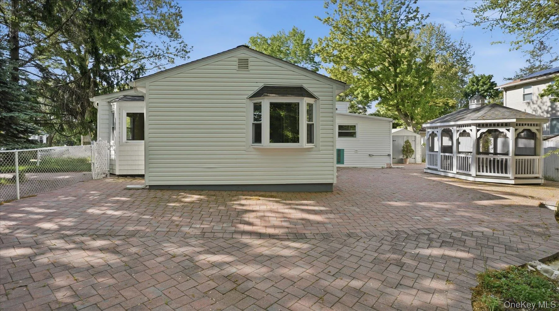 26 Florida Road, Brookhaven, NY, 2 Bedrooms Bedrooms, 6 Rooms Rooms,2 BathroomsBathrooms,Residential,For Rent,Florida,0,1005131 26 Florida Road, Brookhaven, NY, 2 Bedrooms Bedrooms, 6 Rooms Rooms,2 BathroomsBathrooms,Residential,For Rent,Florida,0,1005131
