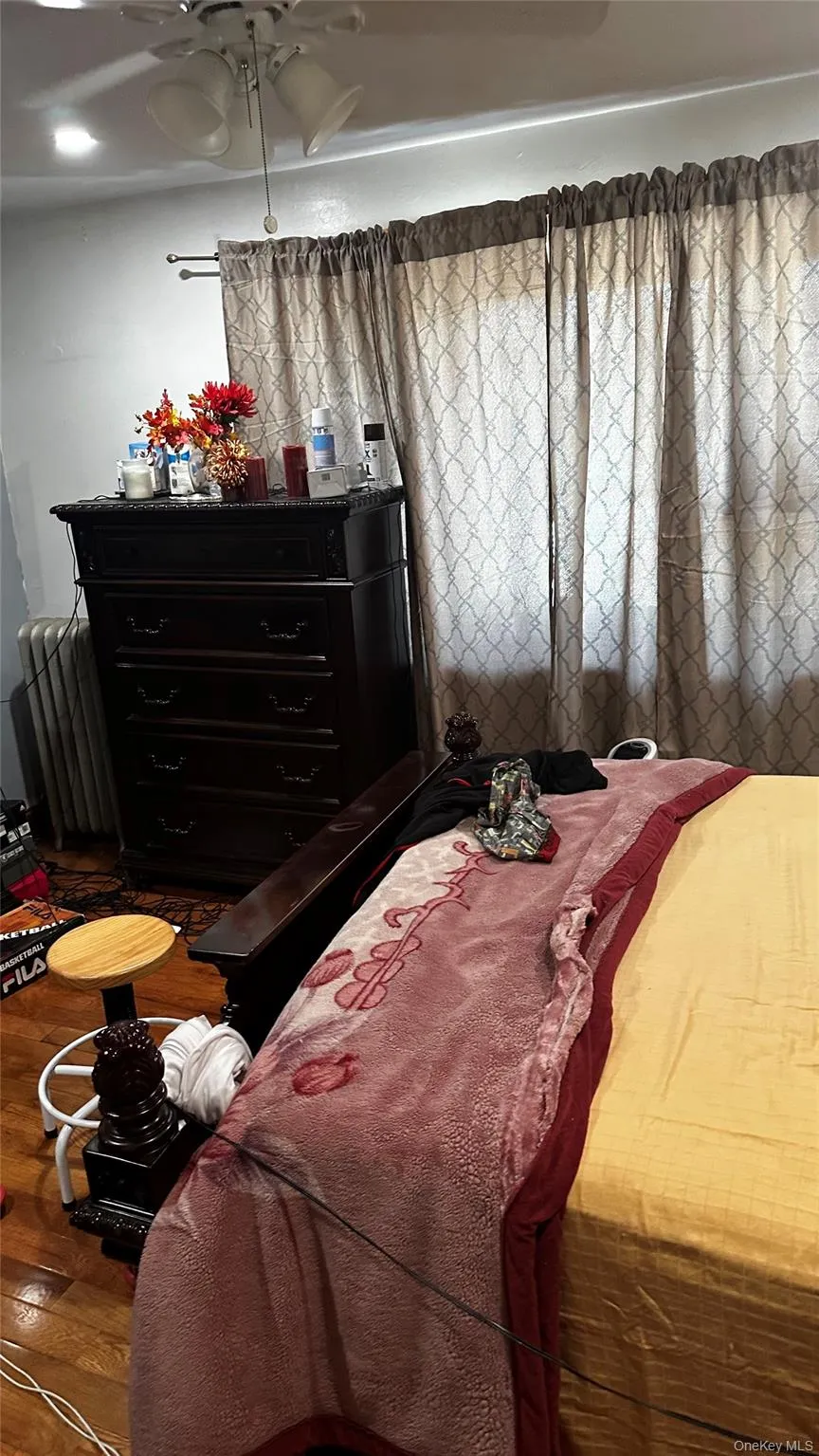 11242 Dillon Street, New York, NY, 3 Bedrooms Bedrooms, 7 Rooms Rooms,2 BathroomsBathrooms,Residential,For Rent,Dillon,0,KEY1005132 11242 Dillon Street, New York, NY, 3 Bedrooms Bedrooms, 7 Rooms Rooms,2 BathroomsBathrooms,Residential,For Rent,Dillon,0,KEY1005132