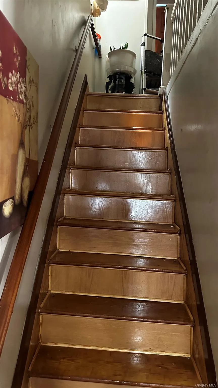 11242 Dillon Street, New York, NY, 3 Bedrooms Bedrooms, 7 Rooms Rooms,2 BathroomsBathrooms,Residential,For Rent,Dillon,0,KEY1005132 11242 Dillon Street, New York, NY, 3 Bedrooms Bedrooms, 7 Rooms Rooms,2 BathroomsBathrooms,Residential,For Rent,Dillon,0,KEY1005132