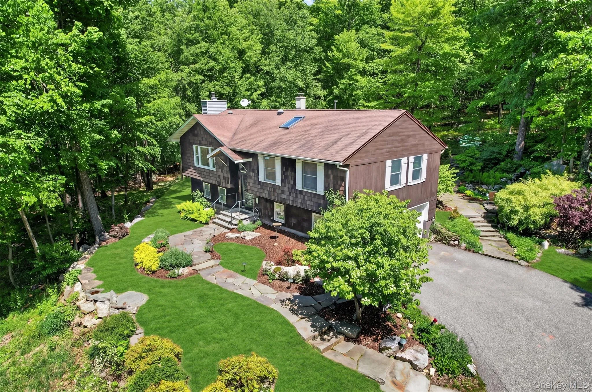 5 California Road, Warwick (town), NY, 3 Bedrooms Bedrooms, 10 Rooms Rooms,2 BathroomsBathrooms,Residential,For Rent,California,0,1005139 5 California Road, Warwick (town), NY, 3 Bedrooms Bedrooms, 10 Rooms Rooms,2 BathroomsBathrooms,Residential,For Rent,California,0,1005139