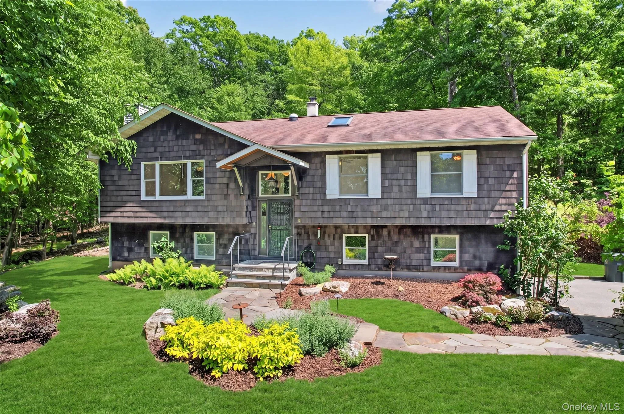 5 California Road, Warwick (town), NY, 3 Bedrooms Bedrooms, 10 Rooms Rooms,2 BathroomsBathrooms,Residential,For Rent,California,0,1005139 5 California Road, Warwick (town), NY, 3 Bedrooms Bedrooms, 10 Rooms Rooms,2 BathroomsBathrooms,Residential,For Rent,California,0,1005139