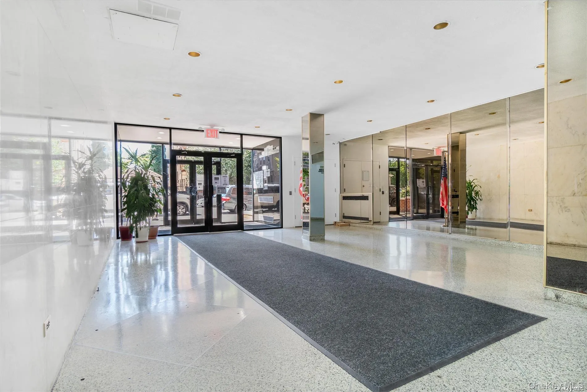 90-11 35th Avenue, New York, NY, 1 Bedroom Bedrooms, 4 Rooms Rooms,1 BathroomBathrooms,Residential,For Rent,35th,0,1005141 90-11 35th Avenue, New York, NY, 1 Bedroom Bedrooms, 4 Rooms Rooms,1 BathroomBathrooms,Residential,For Rent,35th,0,1005141