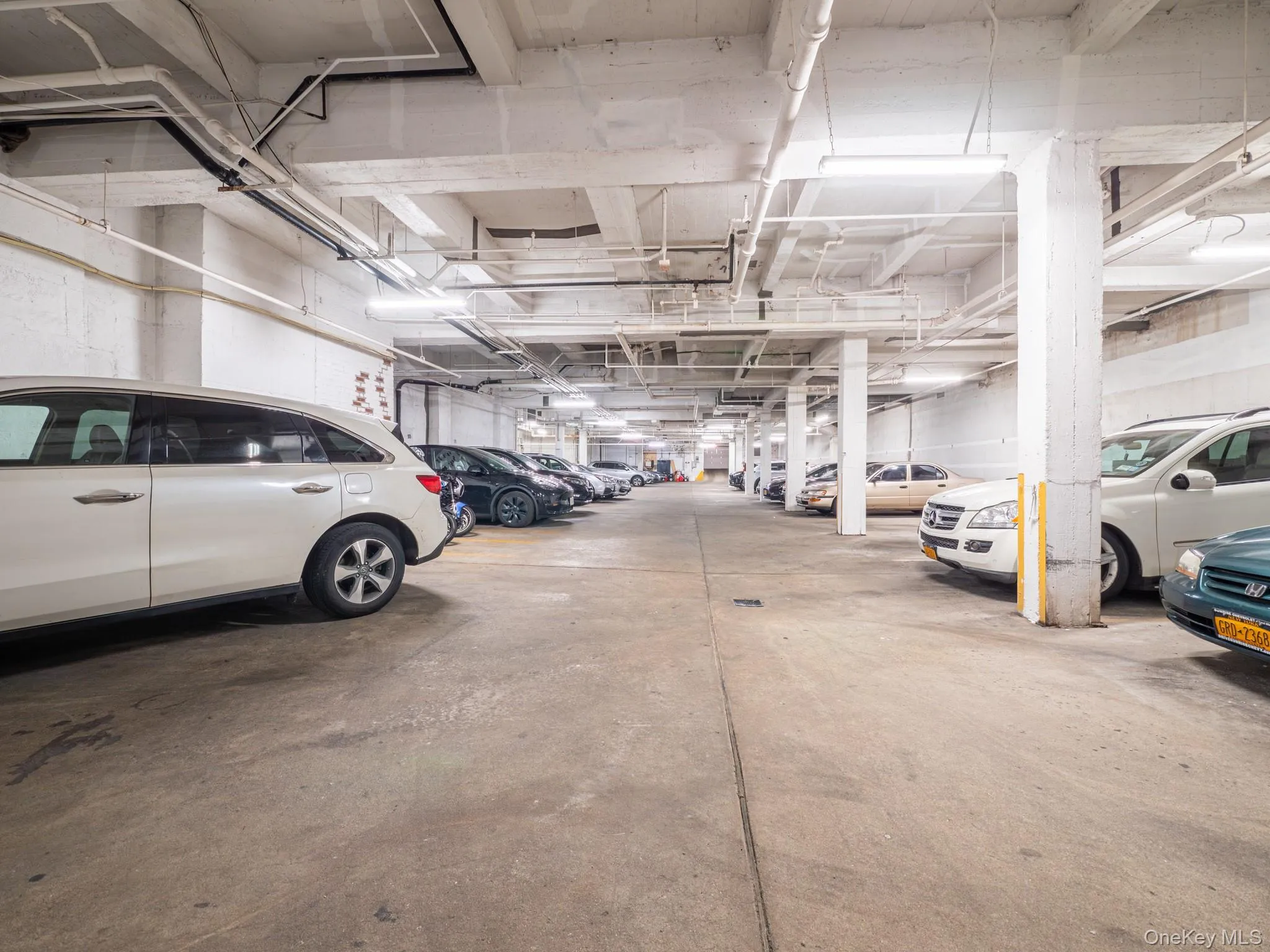 90-11 35th Avenue, New York, NY, 1 Bedroom Bedrooms, 4 Rooms Rooms,1 BathroomBathrooms,Residential,For Rent,35th,0,1005141 90-11 35th Avenue, New York, NY, 1 Bedroom Bedrooms, 4 Rooms Rooms,1 BathroomBathrooms,Residential,For Rent,35th,0,1005141