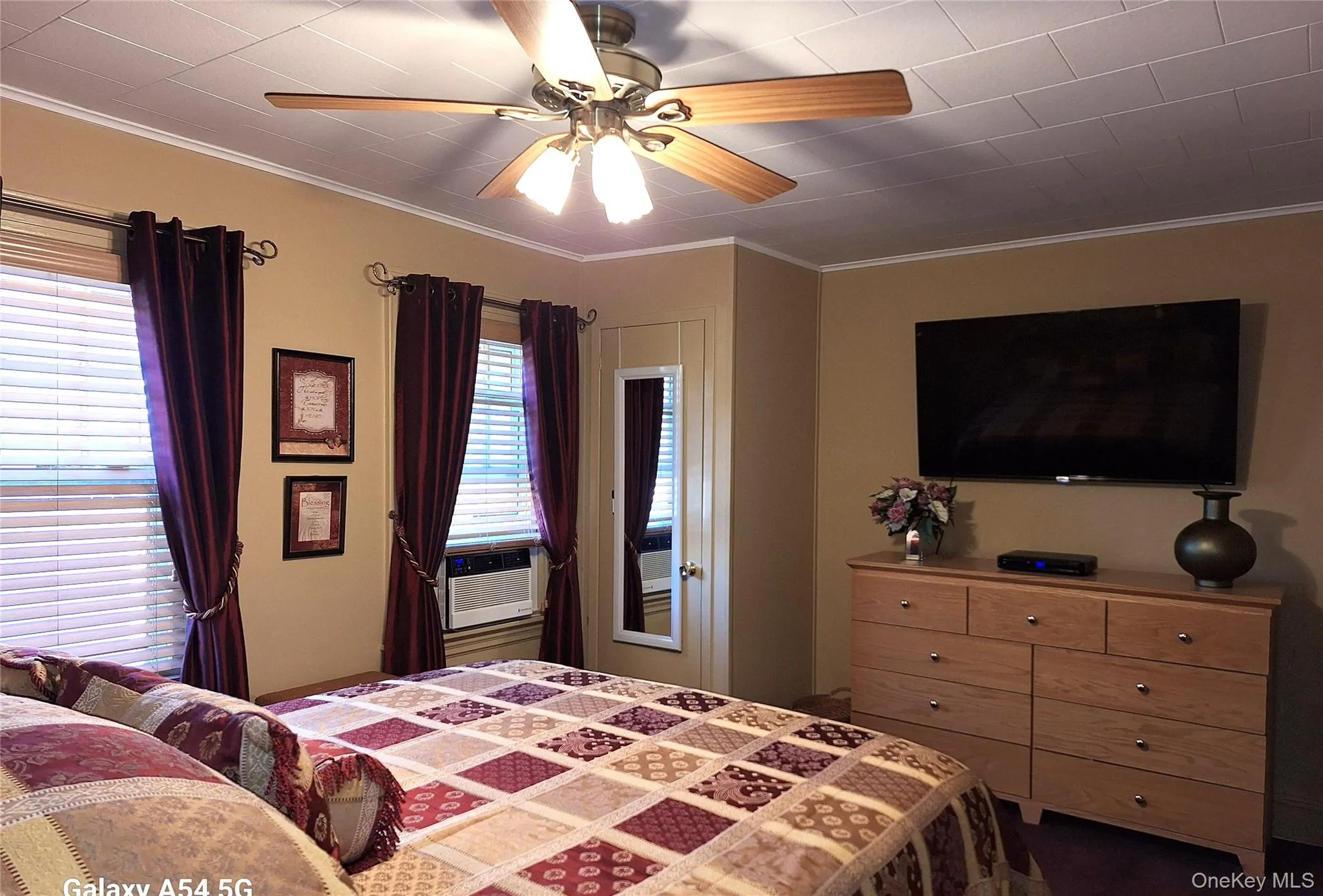 85-46 96th Street, New York, NY, 4 Bedrooms Bedrooms, 10 Rooms Rooms,2 BathroomsBathrooms,Residential,For Rent,96th,0,1005142 85-46 96th Street, New York, NY, 4 Bedrooms Bedrooms, 10 Rooms Rooms,2 BathroomsBathrooms,Residential,For Rent,96th,0,1005142