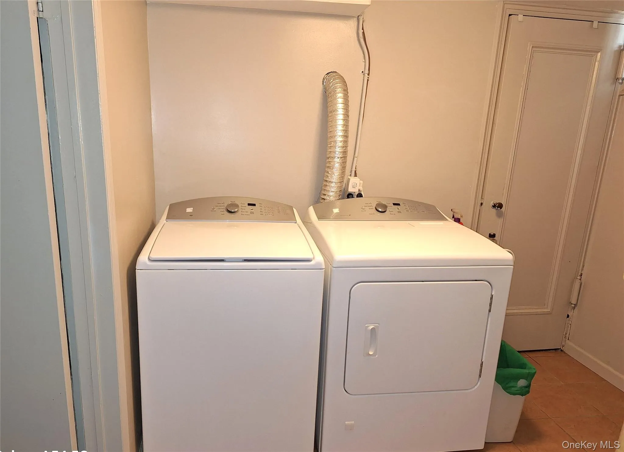 85-46 96th Street, New York, NY, 4 Bedrooms Bedrooms, 10 Rooms Rooms,2 BathroomsBathrooms,Residential,For Rent,96th,0,1005142 85-46 96th Street, New York, NY, 4 Bedrooms Bedrooms, 10 Rooms Rooms,2 BathroomsBathrooms,Residential,For Rent,96th,0,1005142