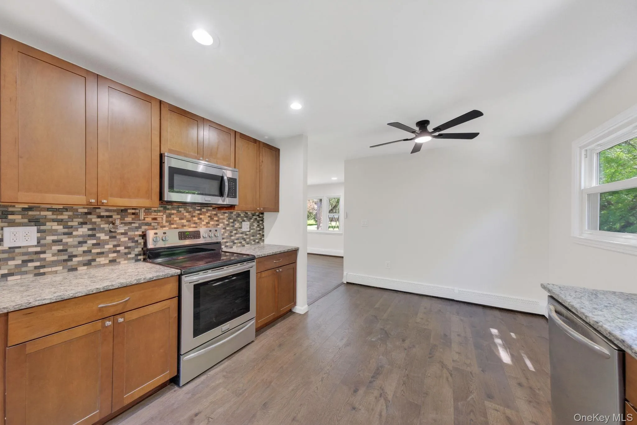 15 Whiteford Drive, Pleasant Valley, NY, 3 Bedrooms Bedrooms, 6 Rooms Rooms,1 BathroomBathrooms,Residential,For Rent,Whiteford,0,1005144 15 Whiteford Drive, Pleasant Valley, NY, 3 Bedrooms Bedrooms, 6 Rooms Rooms,1 BathroomBathrooms,Residential,For Rent,Whiteford,0,1005144