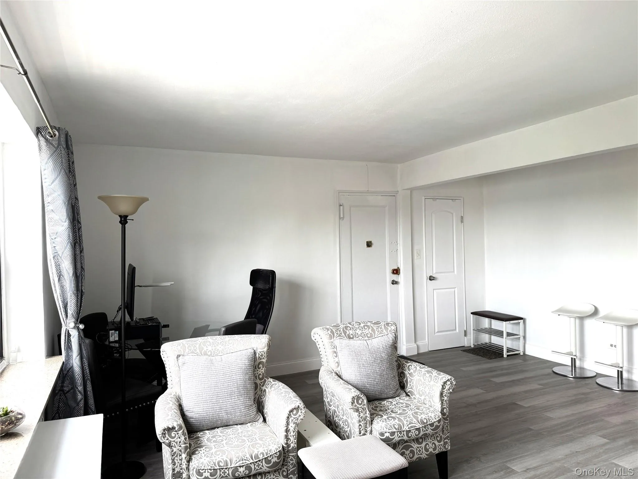 78-16 147th St, New York, NY, 2 Bedrooms Bedrooms, 5 Rooms Rooms,1 BathroomBathrooms,Residential,For Rent,147th St,0,1005146 78-16 147th St, New York, NY, 2 Bedrooms Bedrooms, 5 Rooms Rooms,1 BathroomBathrooms,Residential,For Rent,147th St,0,1005146