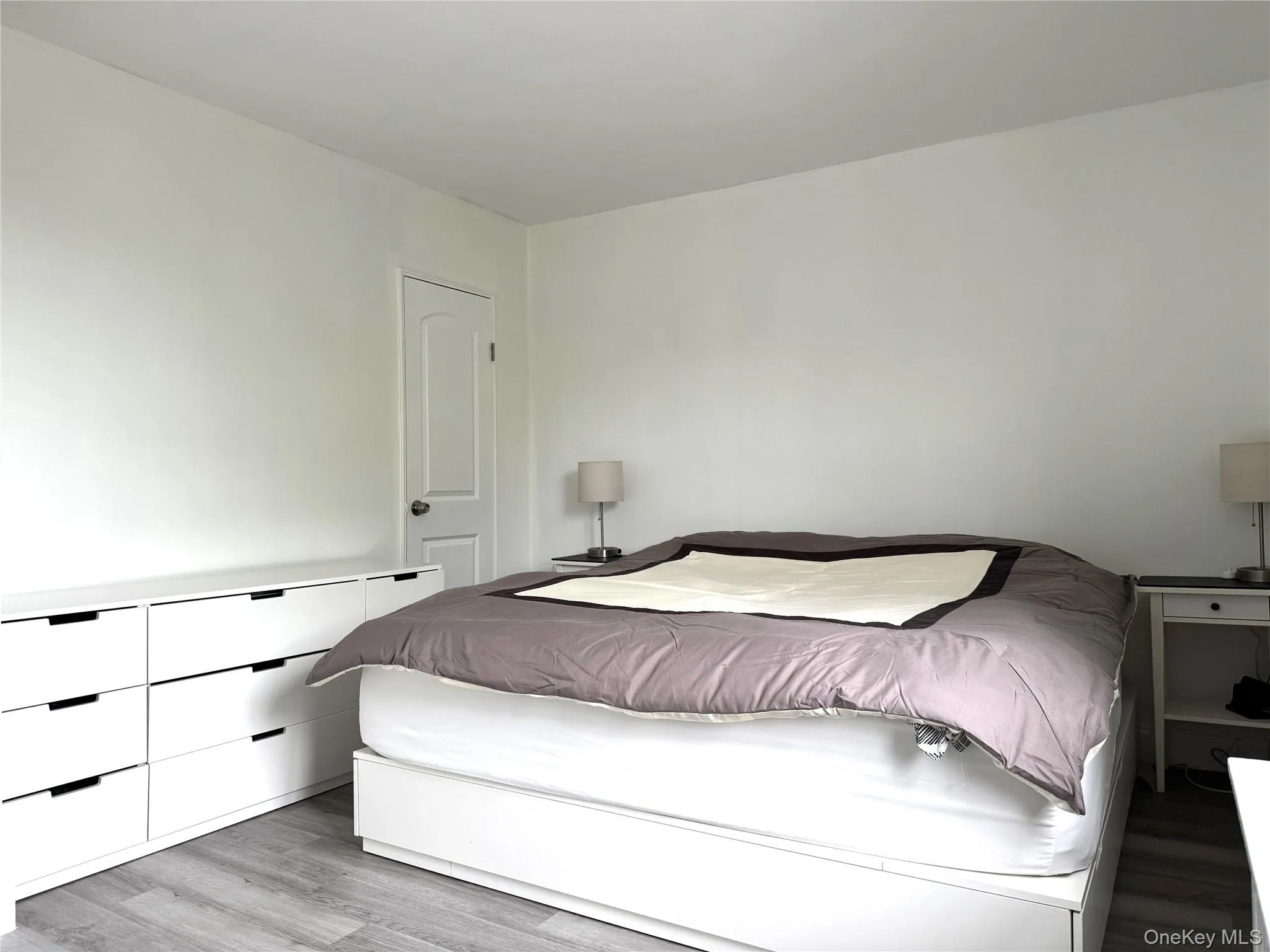 78-16 147th St, New York, NY, 2 Bedrooms Bedrooms, 5 Rooms Rooms,1 BathroomBathrooms,Residential,For Rent,147th St,0,1005146 78-16 147th St, New York, NY, 2 Bedrooms Bedrooms, 5 Rooms Rooms,1 BathroomBathrooms,Residential,For Rent,147th St,0,1005146
