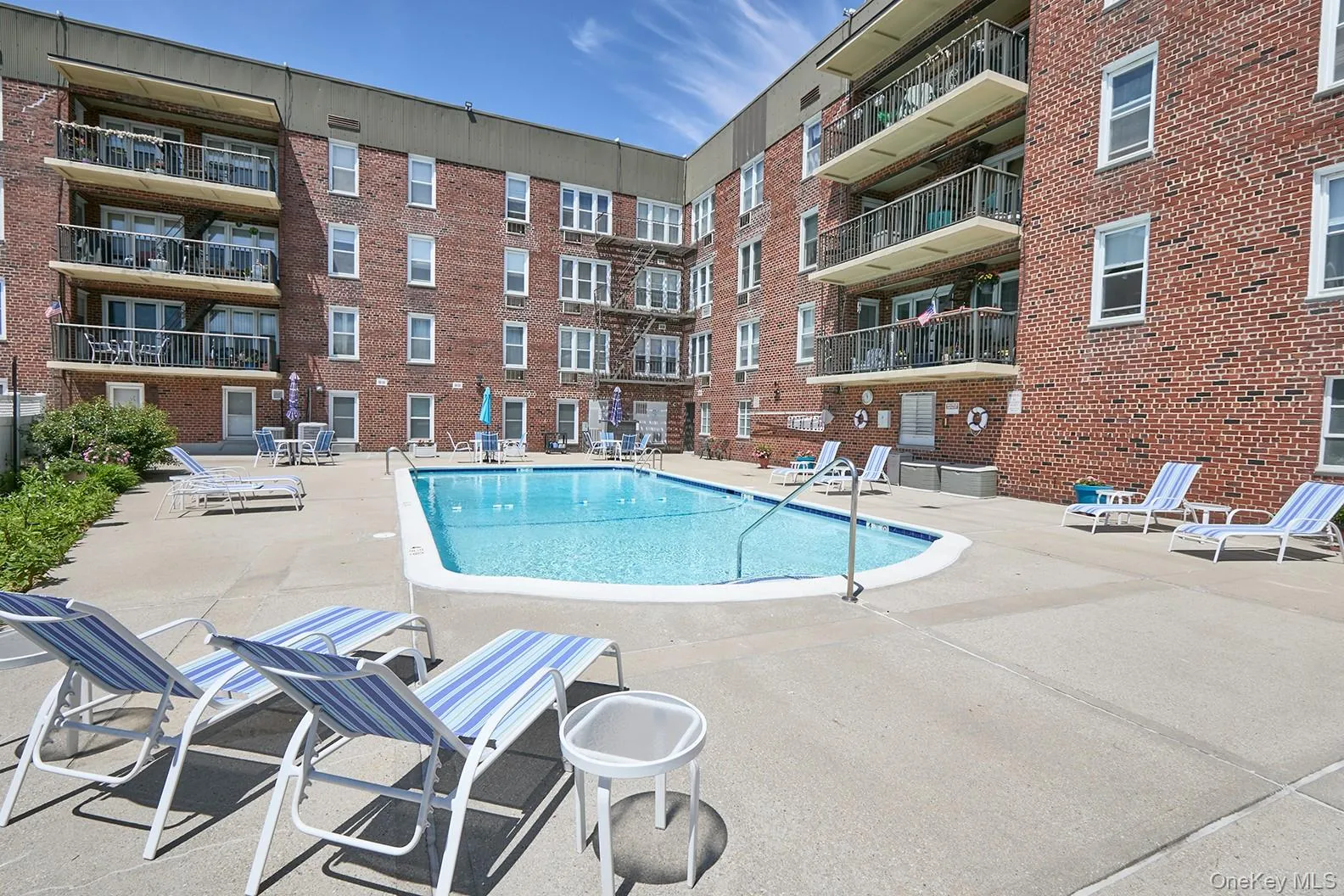 60 Hempstead Avenue, Hempstead, NY, 1 Bedroom Bedrooms, 4 Rooms Rooms,1 BathroomBathrooms,Residential,For Rent,Hempstead,0,1005147 60 Hempstead Avenue, Hempstead, NY, 1 Bedroom Bedrooms, 4 Rooms Rooms,1 BathroomBathrooms,Residential,For Rent,Hempstead,0,1005147