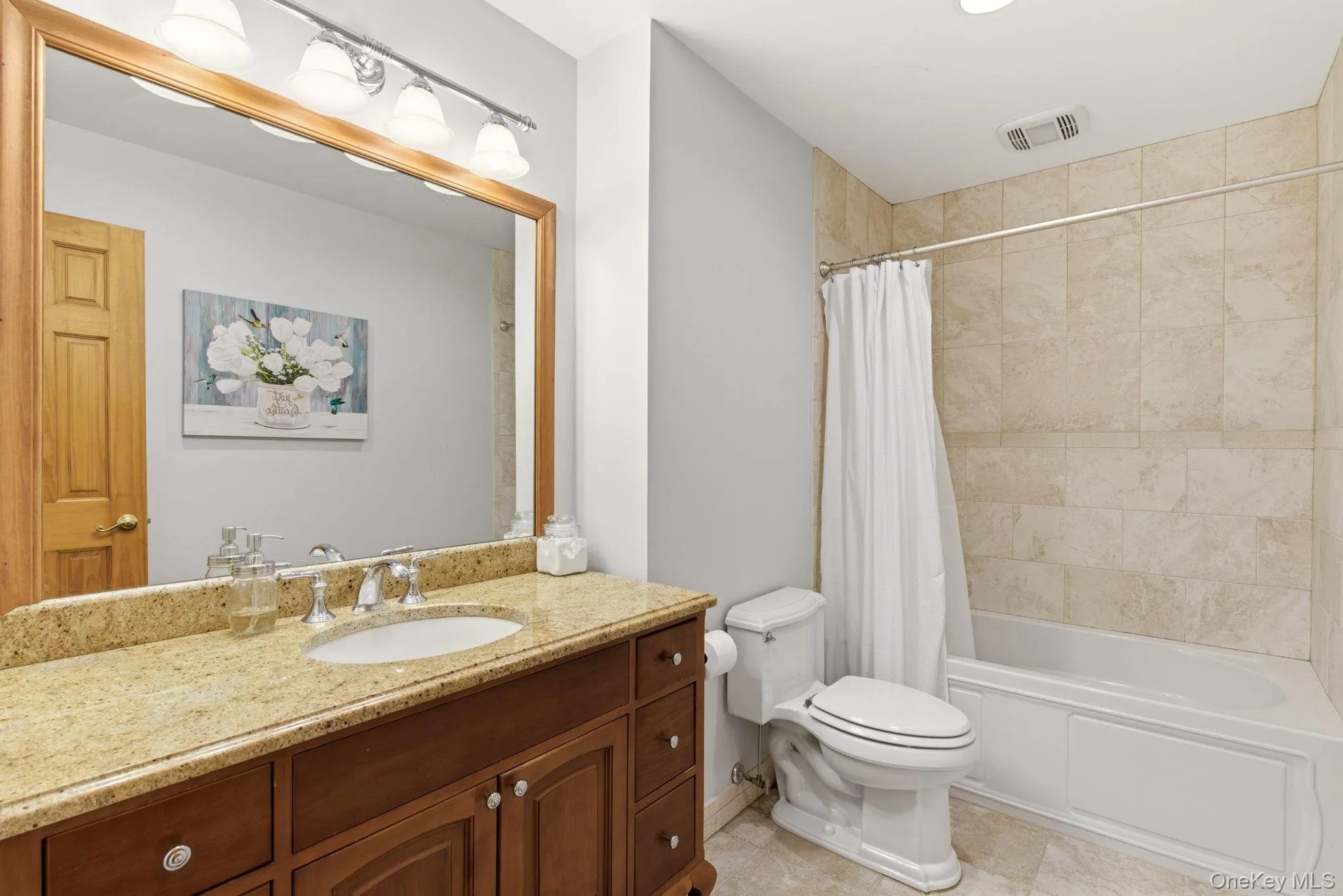 Hall bathroom with soaker tub Hall bathroom with soaker tub