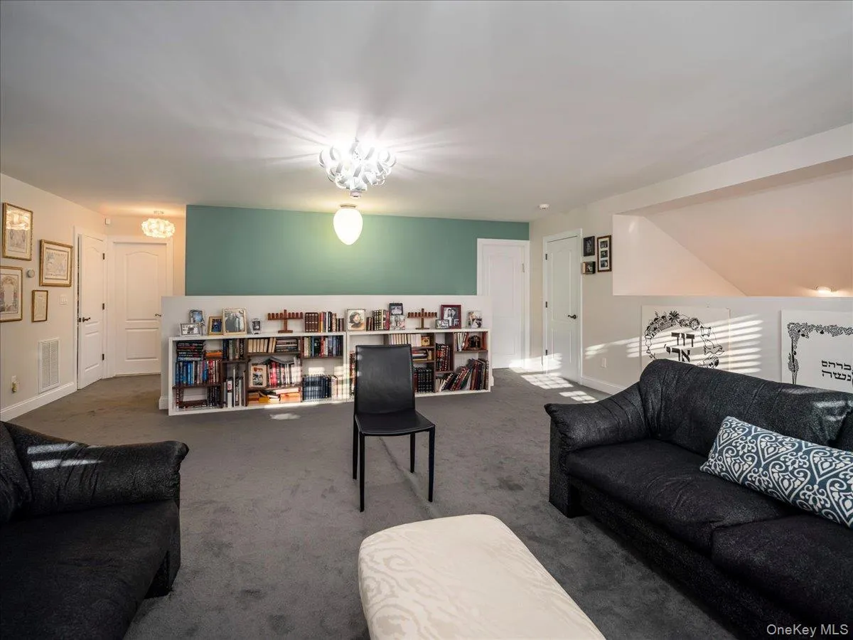 6 WESTMINSTER Way, Ramapo, NY, 4 Bedrooms Bedrooms, 7 Rooms Rooms,3 BathroomsBathrooms,Residential,For Rent,WESTMINSTER,0,1005166 6 WESTMINSTER Way, Ramapo, NY, 4 Bedrooms Bedrooms, 7 Rooms Rooms,3 BathroomsBathrooms,Residential,For Rent,WESTMINSTER,0,1005166