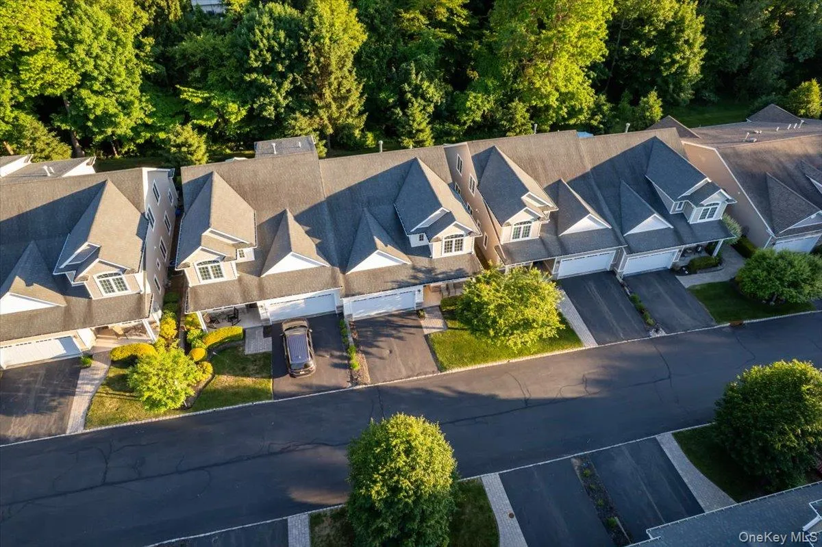 6 WESTMINSTER Way, Ramapo, NY, 4 Bedrooms Bedrooms, 7 Rooms Rooms,3 BathroomsBathrooms,Residential,For Rent,WESTMINSTER,0,1005166 6 WESTMINSTER Way, Ramapo, NY, 4 Bedrooms Bedrooms, 7 Rooms Rooms,3 BathroomsBathrooms,Residential,For Rent,WESTMINSTER,0,1005166