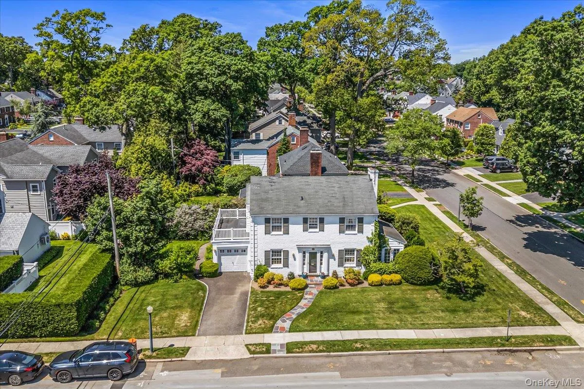 110 Knollwood Road, Hempstead, NY, 3 Bedrooms Bedrooms, 7 Rooms Rooms,1 BathroomBathrooms,Residential,For Rent,Knollwood,0,1005168 110 Knollwood Road, Hempstead, NY, 3 Bedrooms Bedrooms, 7 Rooms Rooms,1 BathroomBathrooms,Residential,For Rent,Knollwood,0,1005168