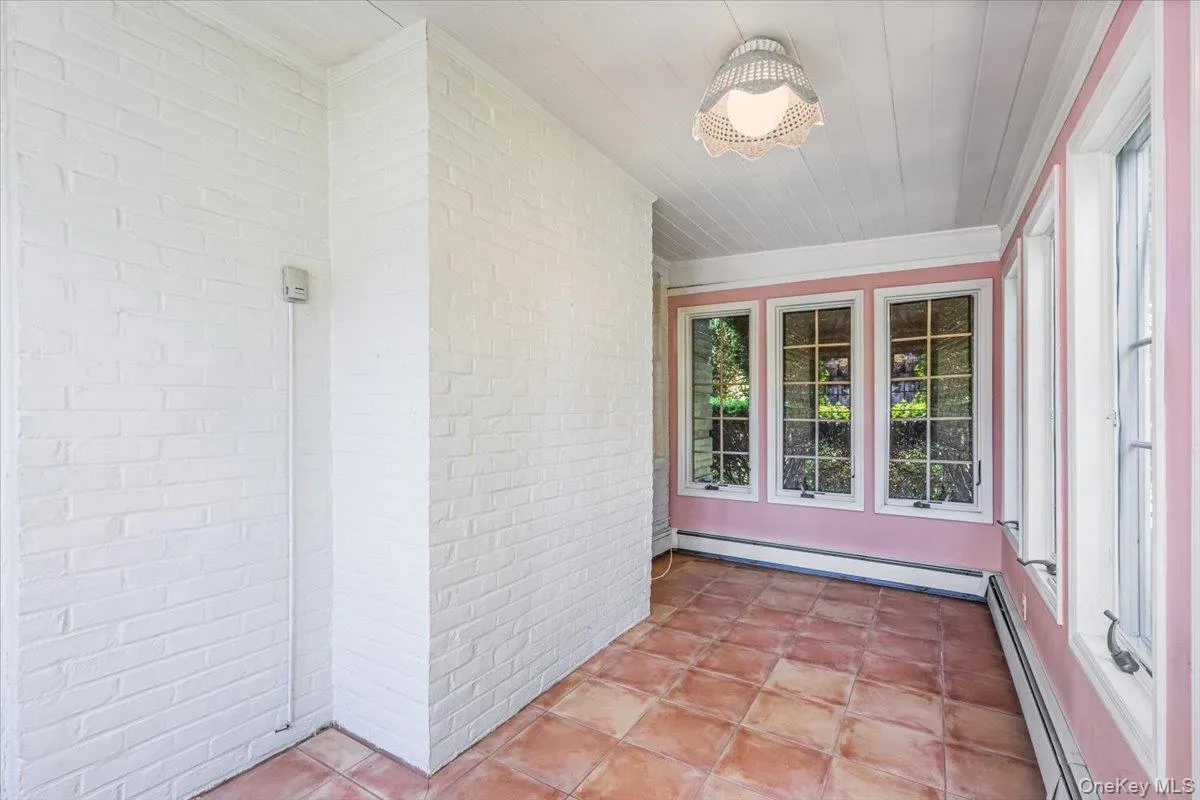 110 Knollwood Road, Hempstead, NY, 3 Bedrooms Bedrooms, 7 Rooms Rooms,1 BathroomBathrooms,Residential,For Rent,Knollwood,0,1005168 110 Knollwood Road, Hempstead, NY, 3 Bedrooms Bedrooms, 7 Rooms Rooms,1 BathroomBathrooms,Residential,For Rent,Knollwood,0,1005168