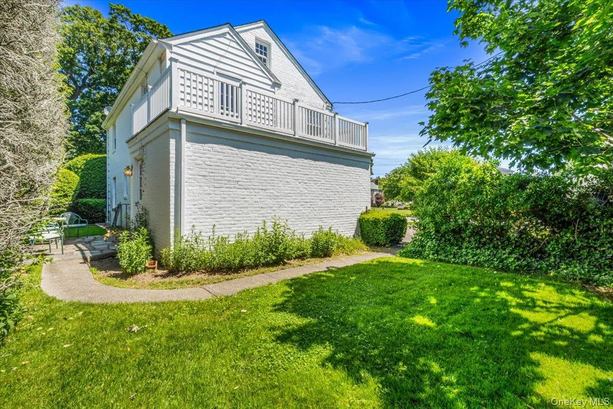 2nd Side Yard 2nd Side Yard