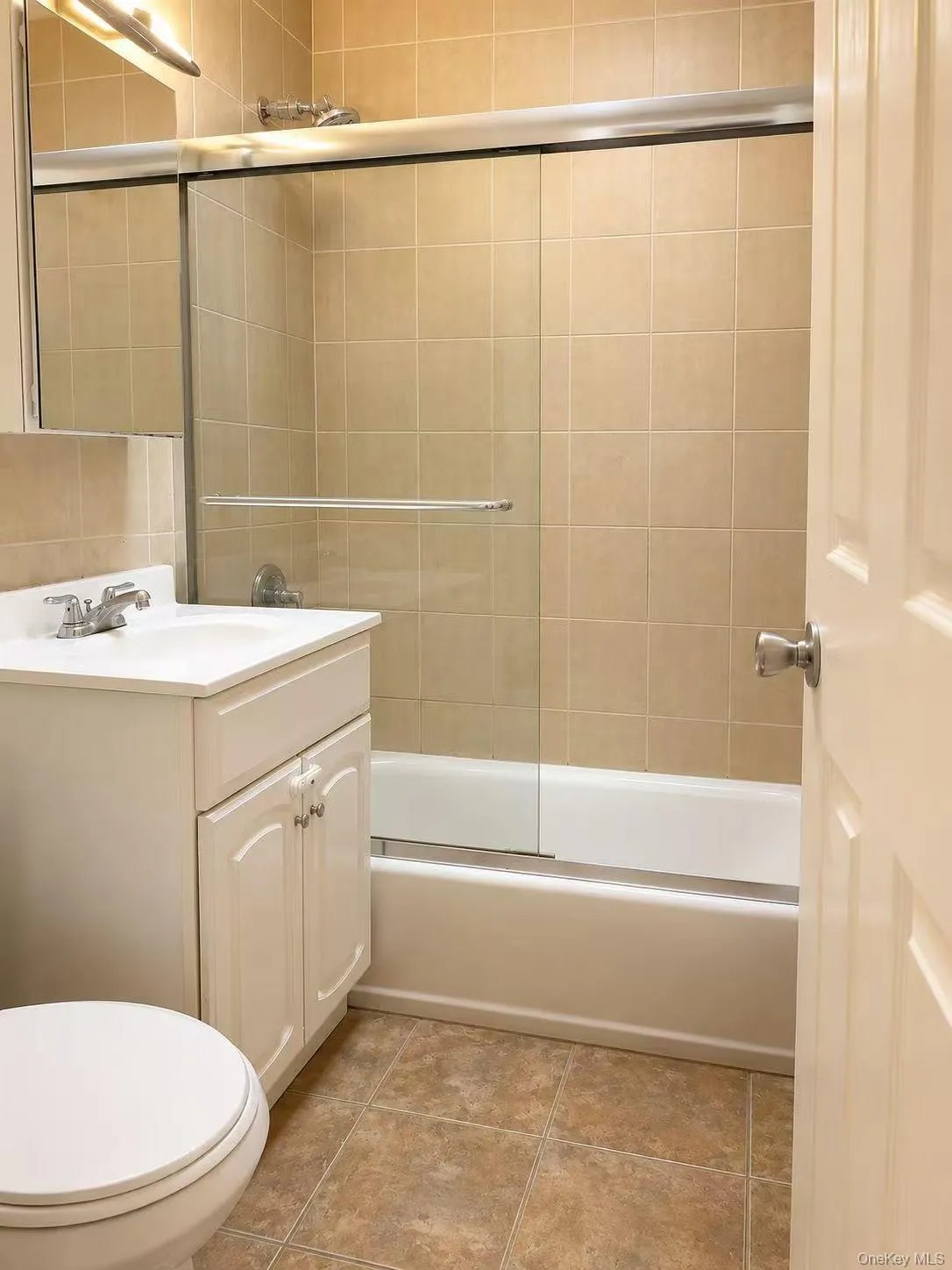 144-43 71st Road, New York, NY, 2 Bedrooms Bedrooms, 5 Rooms Rooms,1 BathroomBathrooms,Residential,For Rent,71st,0,1005172 144-43 71st Road, New York, NY, 2 Bedrooms Bedrooms, 5 Rooms Rooms,1 BathroomBathrooms,Residential,For Rent,71st,0,1005172