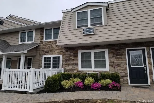 323 Terrace Road, Islip, NY, 1 Bedroom Bedrooms, 4 Rooms Rooms,1 BathroomBathrooms,Residential Lease,For Rent,Terrace,0,1005178 323 Terrace Road, Islip, NY, 1 Bedroom Bedrooms, 4 Rooms Rooms,1 BathroomBathrooms,Residential Lease,For Rent,Terrace,0,1005178