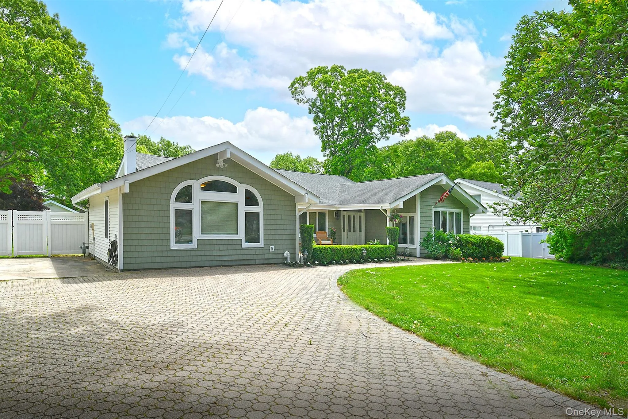 1019 Old Medford Avenue, Brookhaven, NY, 5 Bedrooms Bedrooms, 10 Rooms Rooms,3 BathroomsBathrooms,Residential,For Rent,Old Medford,0,1005179 1019 Old Medford Avenue, Brookhaven, NY, 5 Bedrooms Bedrooms, 10 Rooms Rooms,3 BathroomsBathrooms,Residential,For Rent,Old Medford,0,1005179