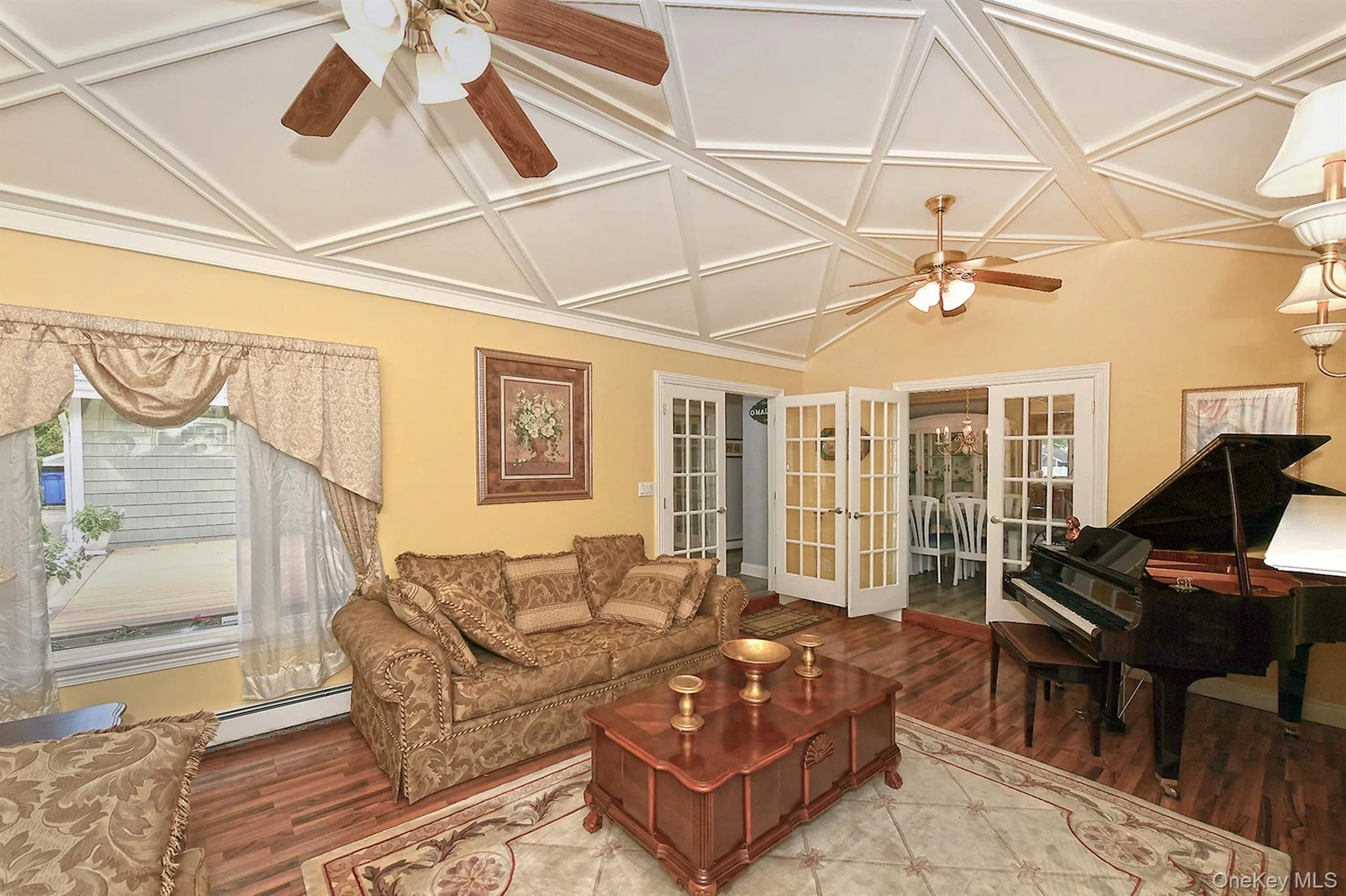 1019 Old Medford Avenue, Brookhaven, NY, 5 Bedrooms Bedrooms, 10 Rooms Rooms,3 BathroomsBathrooms,Residential,For Rent,Old Medford,0,1005179 1019 Old Medford Avenue, Brookhaven, NY, 5 Bedrooms Bedrooms, 10 Rooms Rooms,3 BathroomsBathrooms,Residential,For Rent,Old Medford,0,1005179